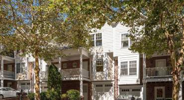 129 OLD FIFTH CIR, CHARLOTTESVILLE, Virginia 22903, 4 Bedrooms Bedrooms, ,2 BathroomsBathrooms,Residential,For sale,129 OLD FIFTH CIR,668533 MLS # 668533