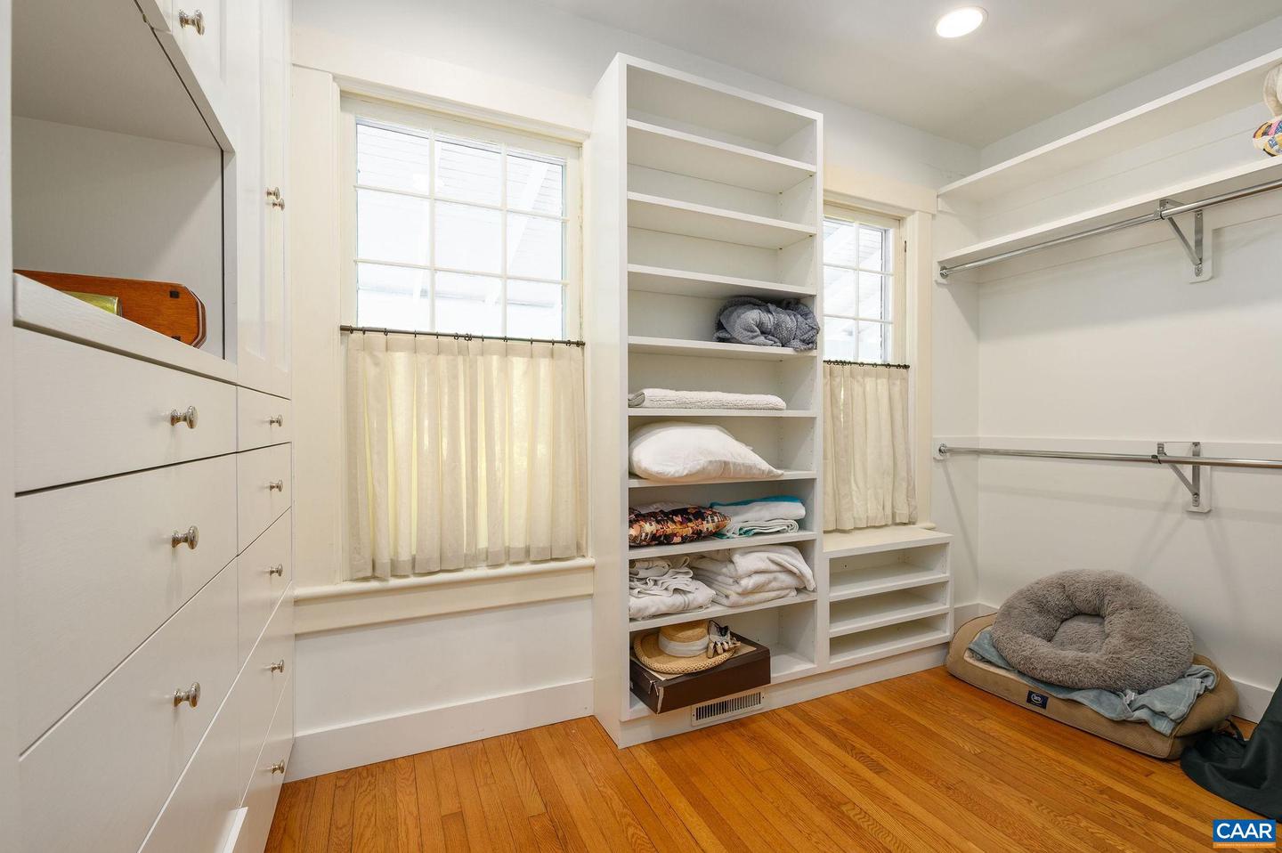 2386 GARTH RD, CHARLOTTESVILLE, Virginia 22901, 5 Bedrooms Bedrooms, ,6 BathroomsBathrooms,Residential,For sale,2386 GARTH RD,668550 MLS # 668550