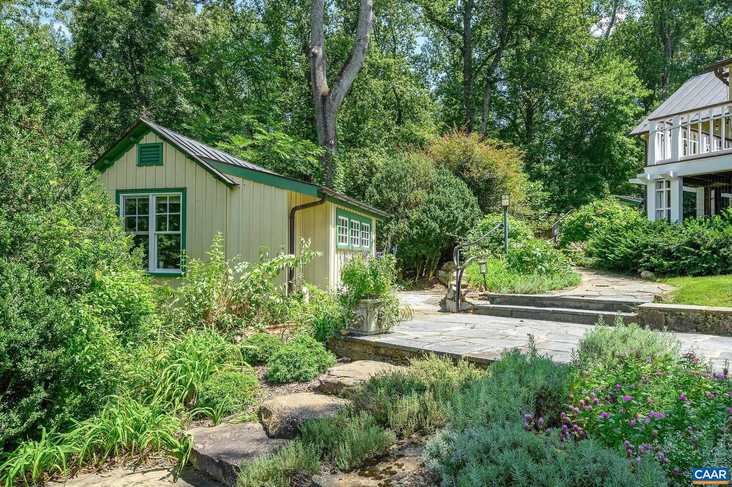 2386 GARTH RD, CHARLOTTESVILLE, Virginia 22901, 5 Bedrooms Bedrooms, ,6 BathroomsBathrooms,Residential,For sale,2386 GARTH RD,668550 MLS # 668550