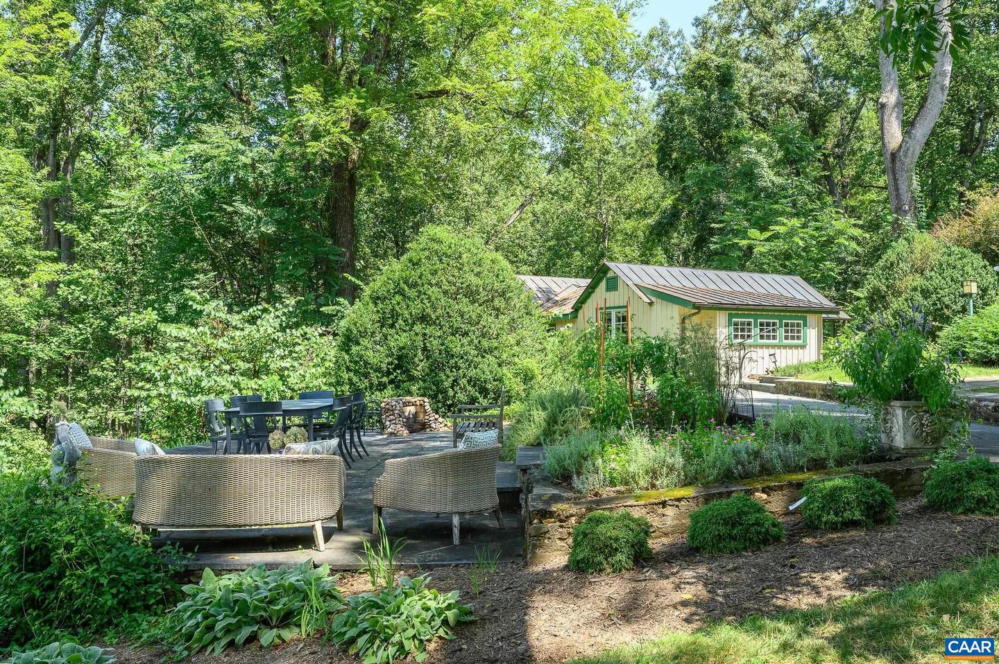 2386 GARTH RD, CHARLOTTESVILLE, Virginia 22901, 5 Bedrooms Bedrooms, ,6 BathroomsBathrooms,Residential,For sale,2386 GARTH RD,668550 MLS # 668550