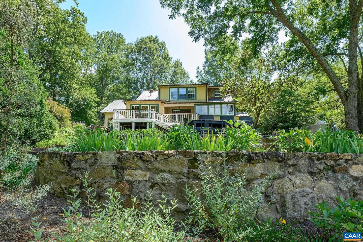 2386 GARTH RD, CHARLOTTESVILLE, Virginia 22901, 5 Bedrooms Bedrooms, ,6 BathroomsBathrooms,Residential,For sale,2386 GARTH RD,668550 MLS # 668550