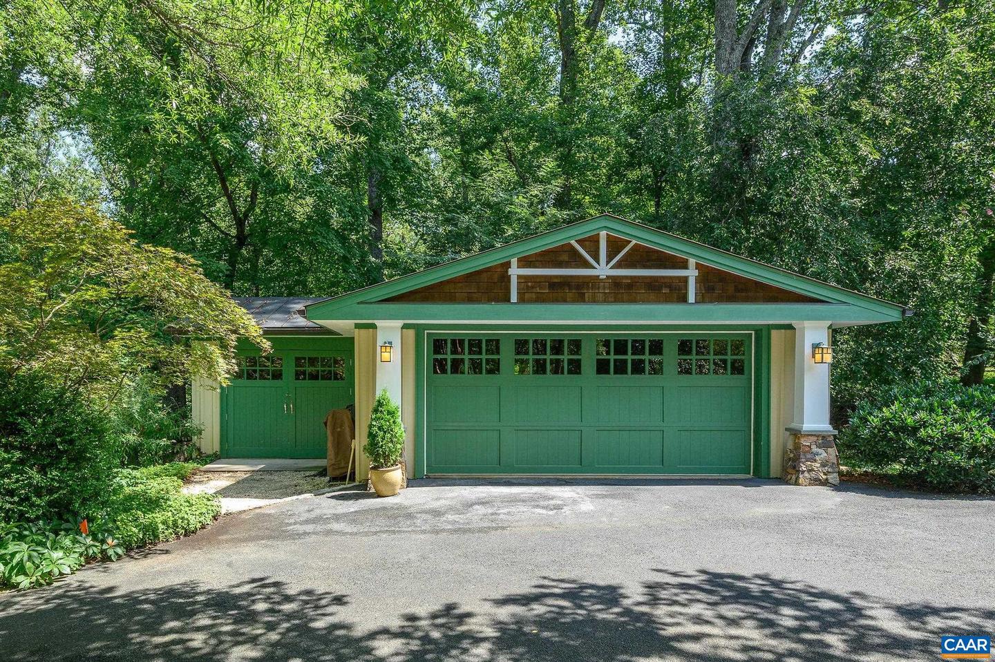 2386 GARTH RD, CHARLOTTESVILLE, Virginia 22901, 5 Bedrooms Bedrooms, ,6 BathroomsBathrooms,Residential,For sale,2386 GARTH RD,668550 MLS # 668550