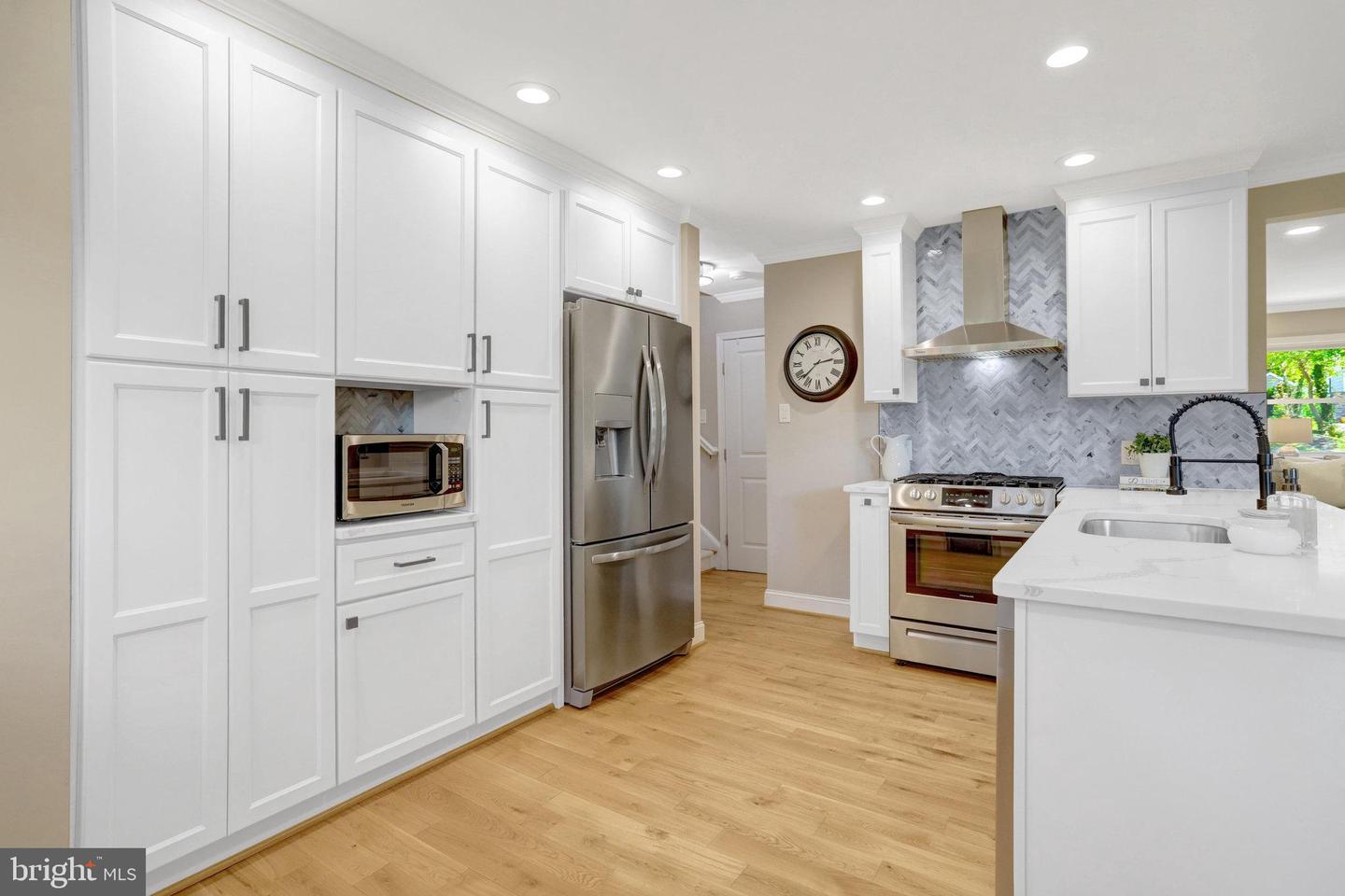 1111 WESTMORELAND RD, ALEXANDRIA, Virginia 22308, 4 Bedrooms Bedrooms, ,3 BathroomsBathrooms,Residential,For sale,1111 WESTMORELAND RD,VAFX2264816 MLS # VAFX2264816