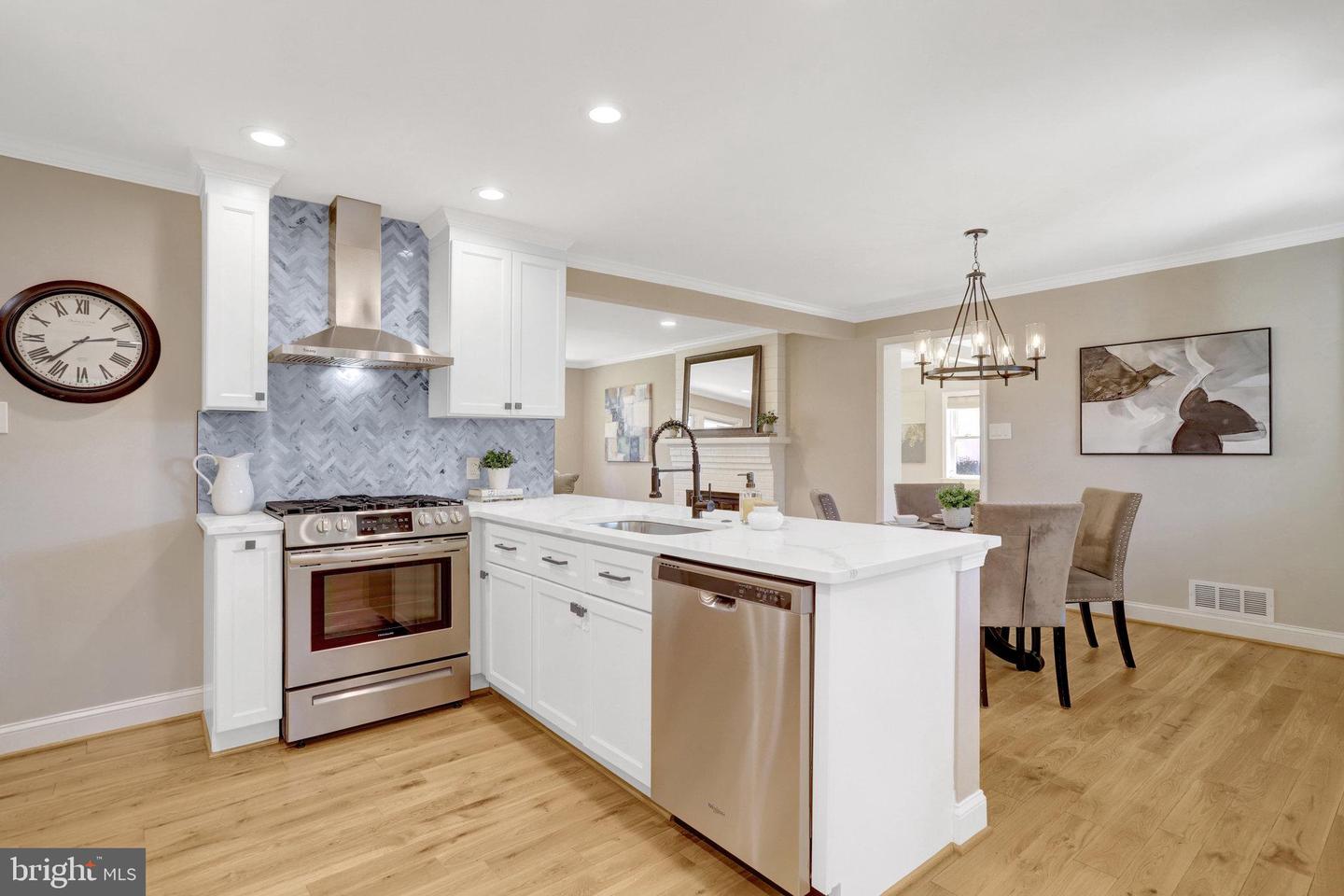 1111 WESTMORELAND RD, ALEXANDRIA, Virginia 22308, 4 Bedrooms Bedrooms, ,3 BathroomsBathrooms,Residential,For sale,1111 WESTMORELAND RD,VAFX2264816 MLS # VAFX2264816