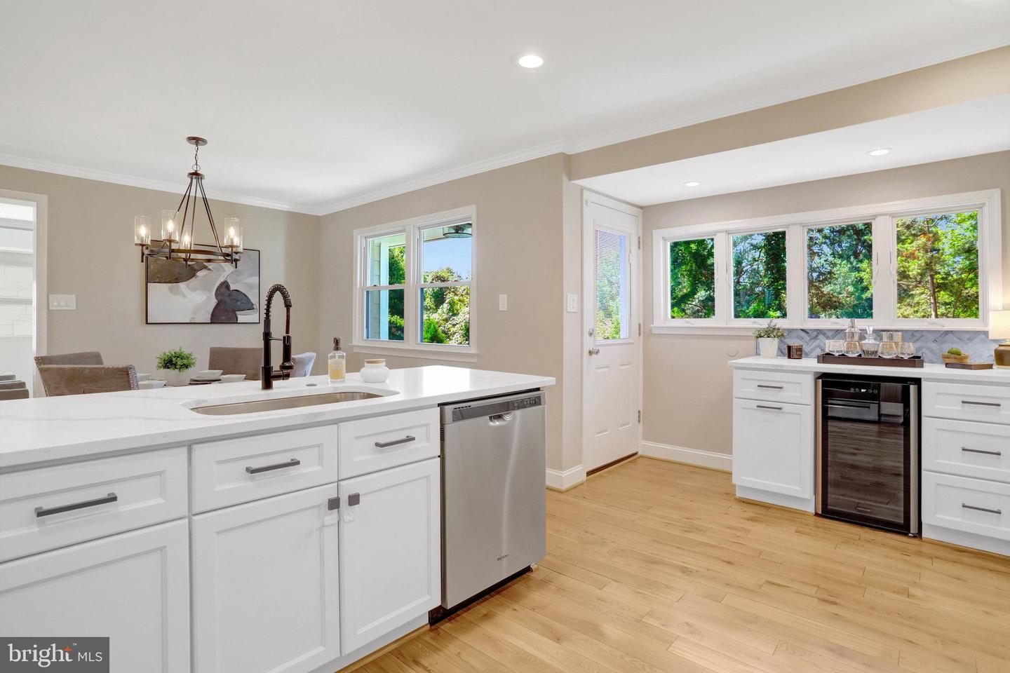 1111 WESTMORELAND RD, ALEXANDRIA, Virginia 22308, 4 Bedrooms Bedrooms, ,3 BathroomsBathrooms,Residential,For sale,1111 WESTMORELAND RD,VAFX2264816 MLS # VAFX2264816