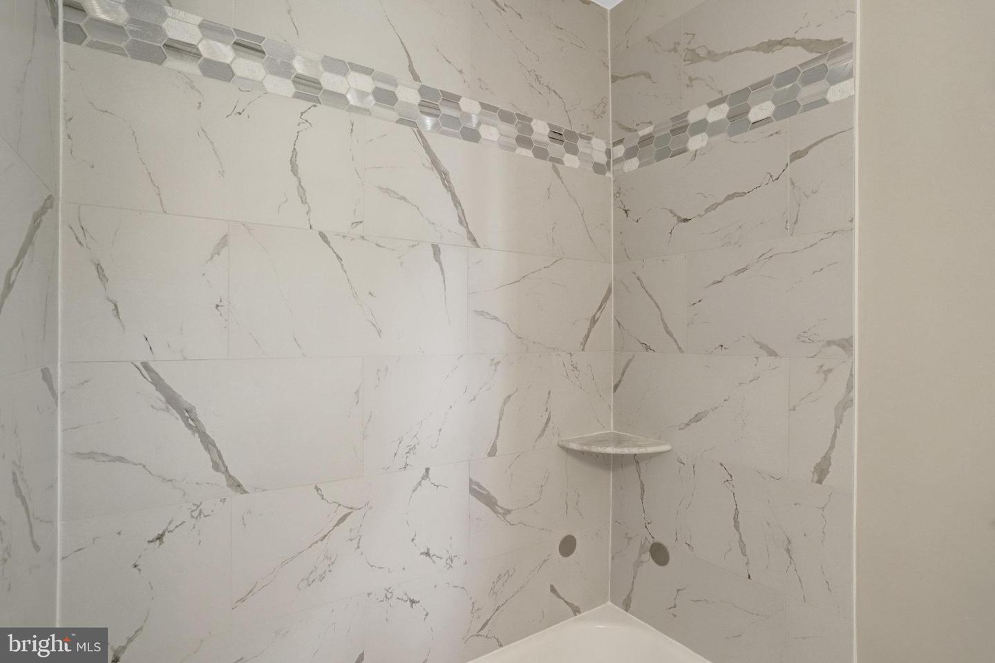1111 WESTMORELAND RD, ALEXANDRIA, Virginia 22308, 4 Bedrooms Bedrooms, ,3 BathroomsBathrooms,Residential,For sale,1111 WESTMORELAND RD,VAFX2264816 MLS # VAFX2264816