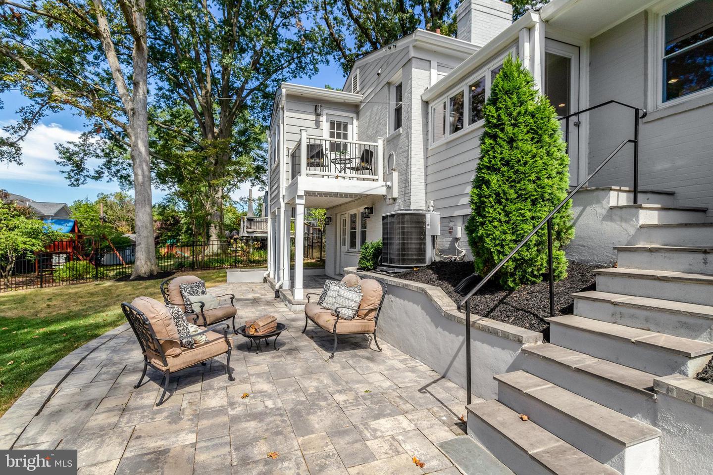 1111 WESTMORELAND RD, ALEXANDRIA, Virginia 22308, 4 Bedrooms Bedrooms, ,3 BathroomsBathrooms,Residential,For sale,1111 WESTMORELAND RD,VAFX2264816 MLS # VAFX2264816