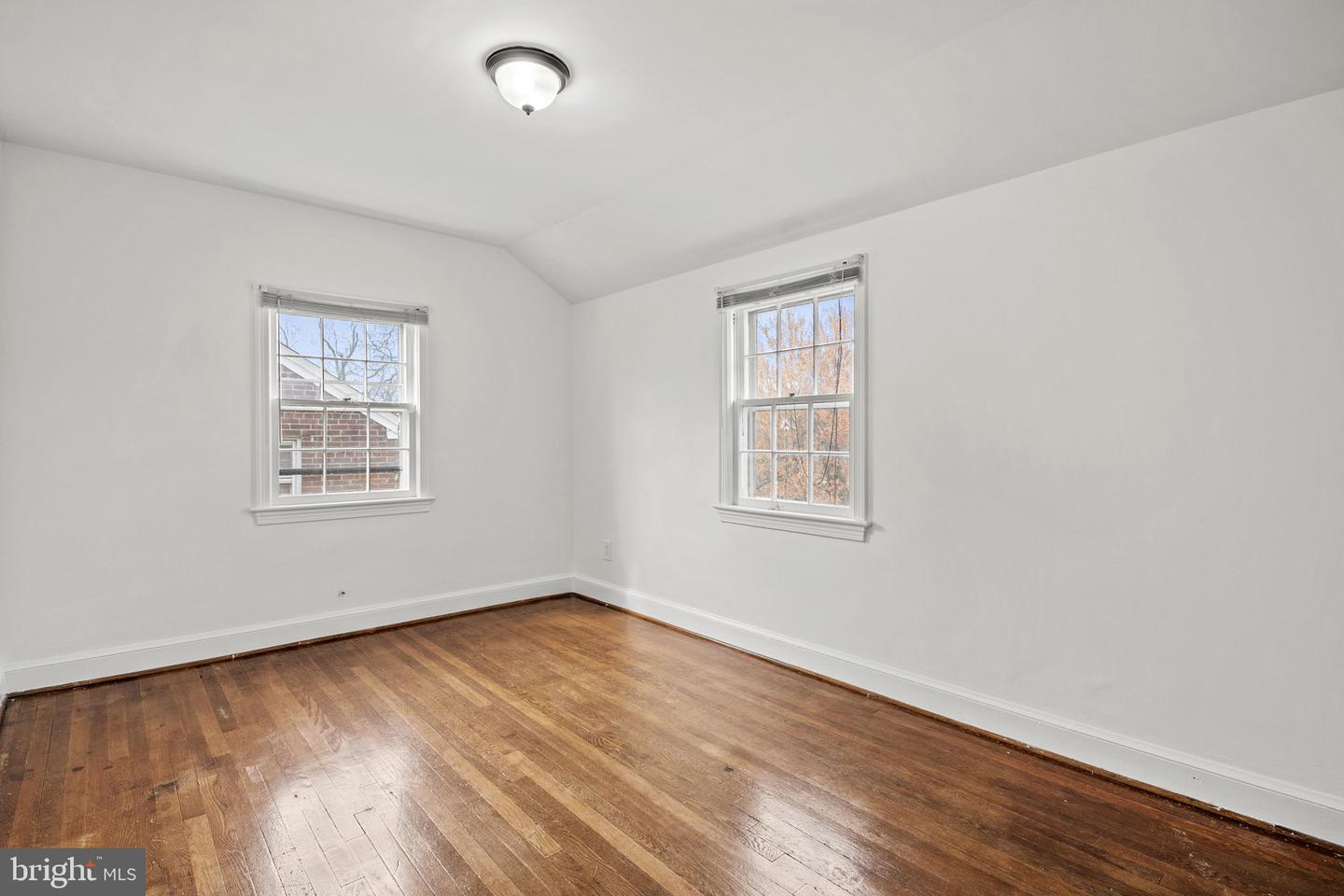 1807 41ST PL SE, WASHINGTON, District Of Columbia 20020, 5 Bedrooms Bedrooms, ,2 BathroomsBathrooms,Residential,For sale,1807 41ST PL SE,DCDC2220220 MLS # DCDC2220220