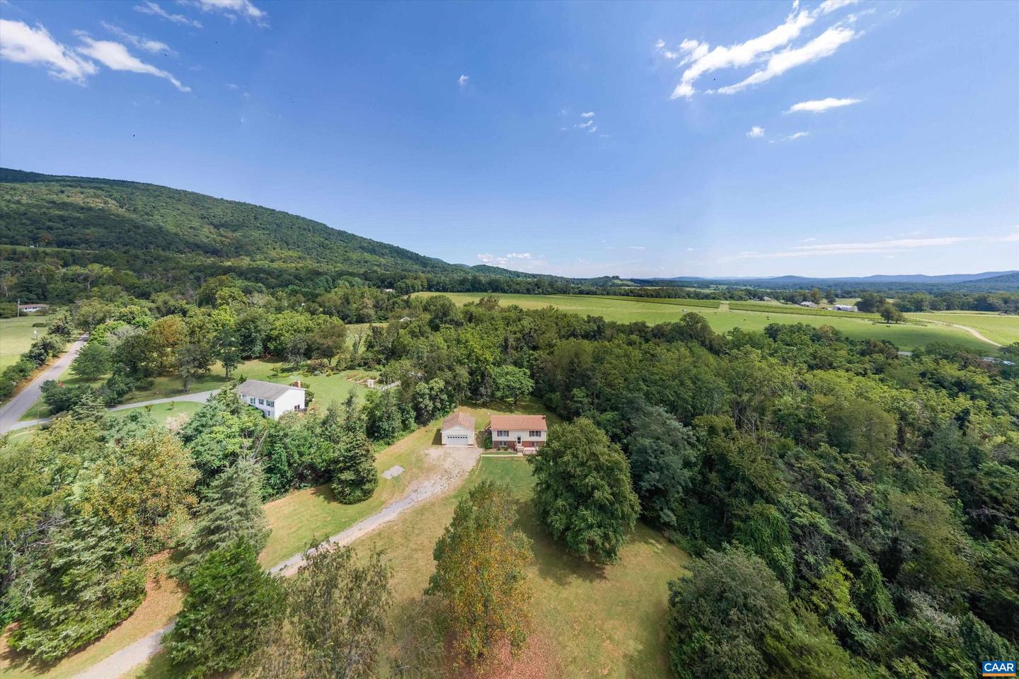 421 NEWTOWN RD, GREENWOOD, Virginia 22943, 3 Bedrooms Bedrooms, ,2 BathroomsBathrooms,Residential,For sale,421 NEWTOWN RD,668564 MLS # 668564