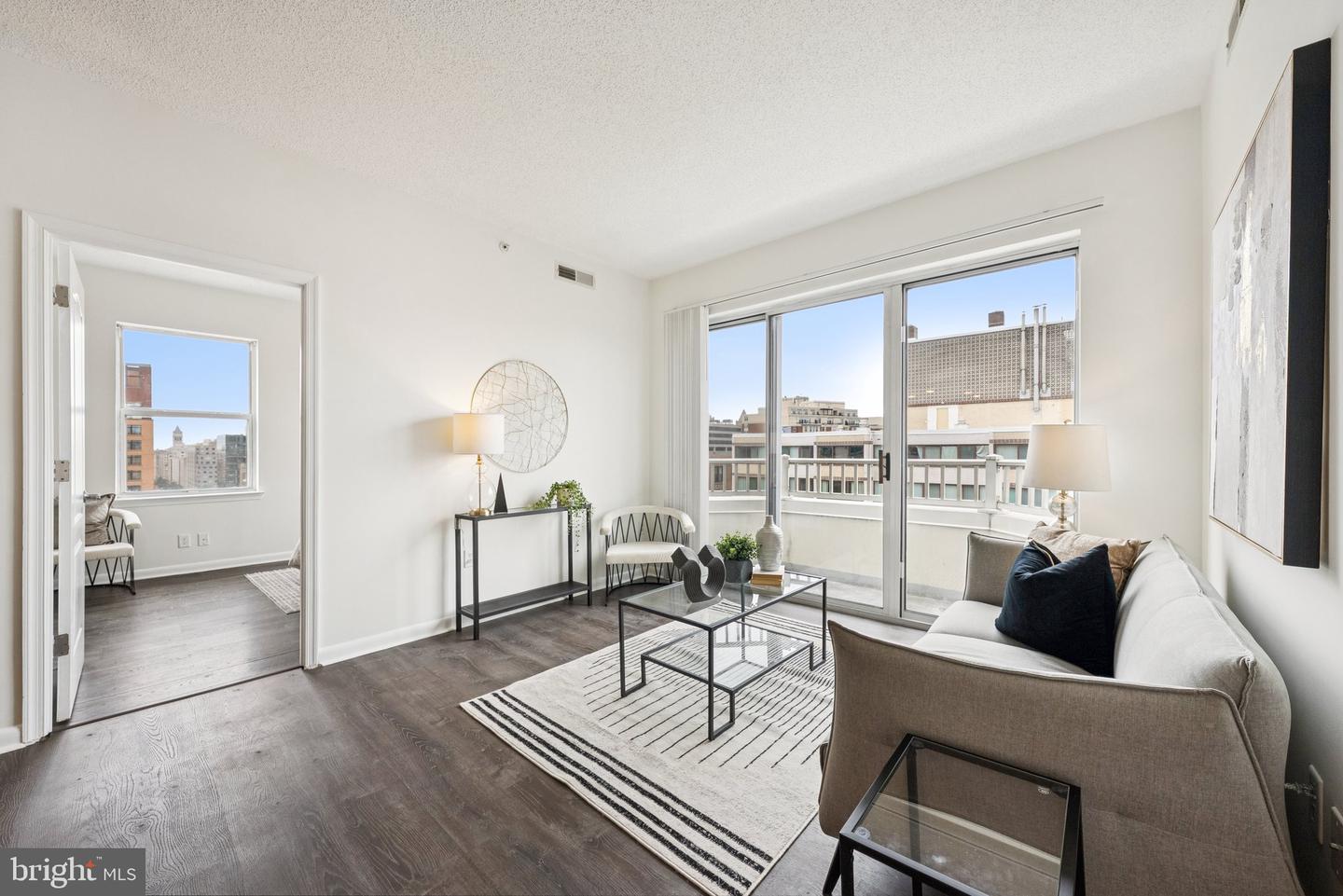 1111 11TH ST NW #901, WASHINGTON, District Of Columbia 20001, 2 Bedrooms Bedrooms, ,2 BathroomsBathrooms,Residential,For sale,1111 11TH ST NW #901,DCDC2220254 MLS # DCDC2220254