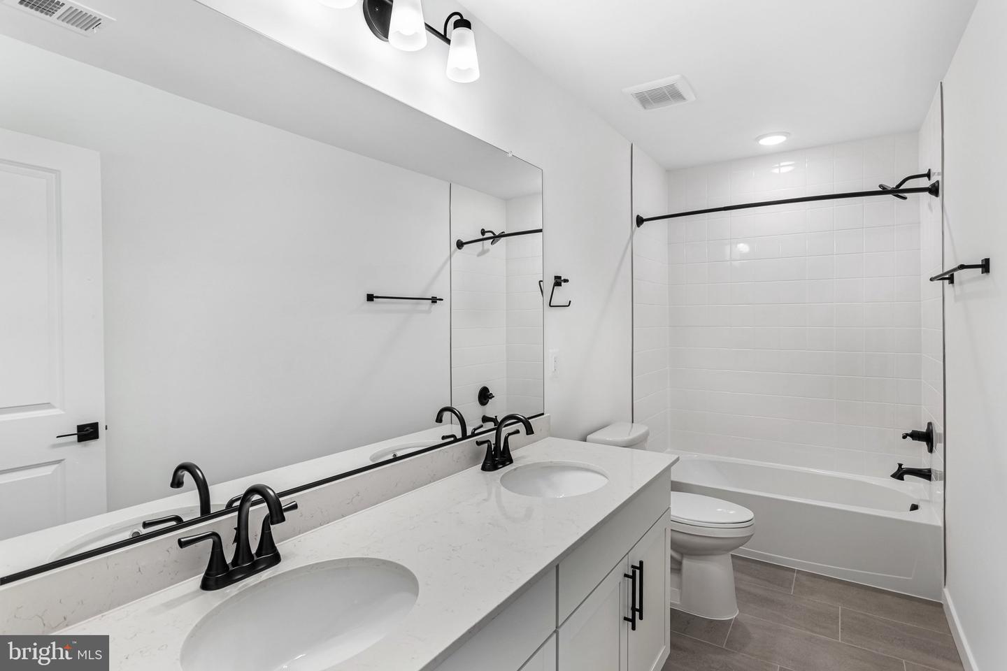 2083 SPRINGVALE DR, BEALETON, Virginia 22712, 4 Bedrooms Bedrooms, ,3 BathroomsBathrooms,Residential,For sale,2083 SPRINGVALE DR,VAFQ2018154 MLS # VAFQ2018154