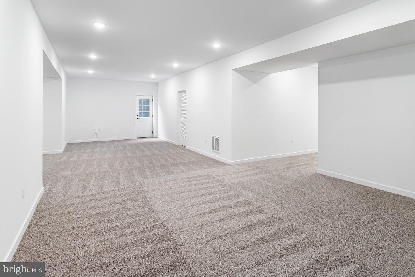 2083 SPRINGVALE DR, BEALETON, Virginia 22712, 4 Bedrooms Bedrooms, ,3 BathroomsBathrooms,Residential,For sale,2083 SPRINGVALE DR,VAFQ2018154 MLS # VAFQ2018154