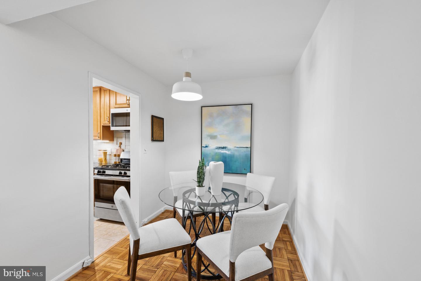 3901 TUNLAW RD NW #606, WASHINGTON, District Of Columbia 20007, 2 Bedrooms Bedrooms, ,1 BathroomBathrooms,Residential,For sale,3901 TUNLAW RD NW #606,DCDC2220264 MLS # DCDC2220264