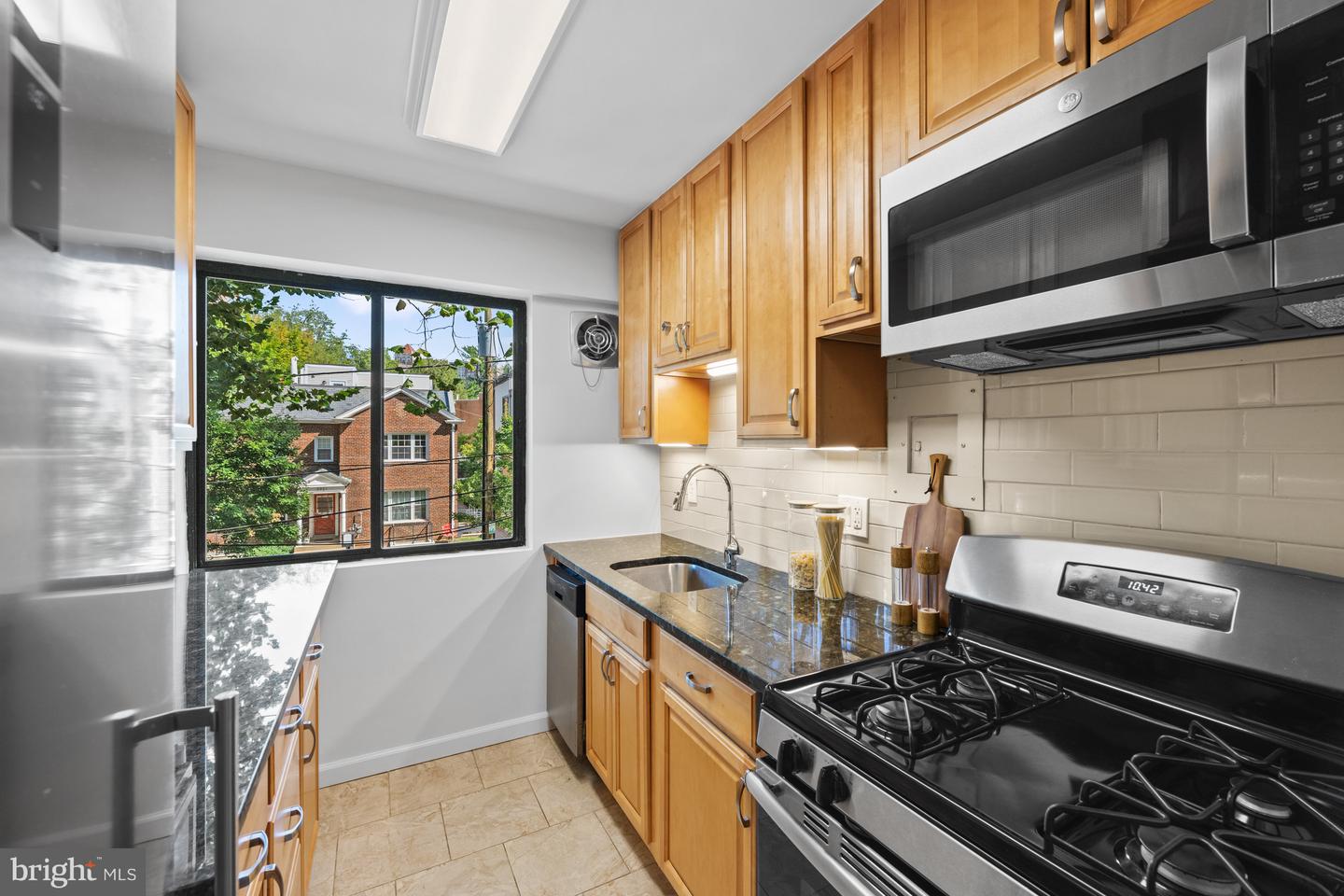 3901 TUNLAW RD NW #606, WASHINGTON, District Of Columbia 20007, 2 Bedrooms Bedrooms, ,1 BathroomBathrooms,Residential,For sale,3901 TUNLAW RD NW #606,DCDC2220264 MLS # DCDC2220264