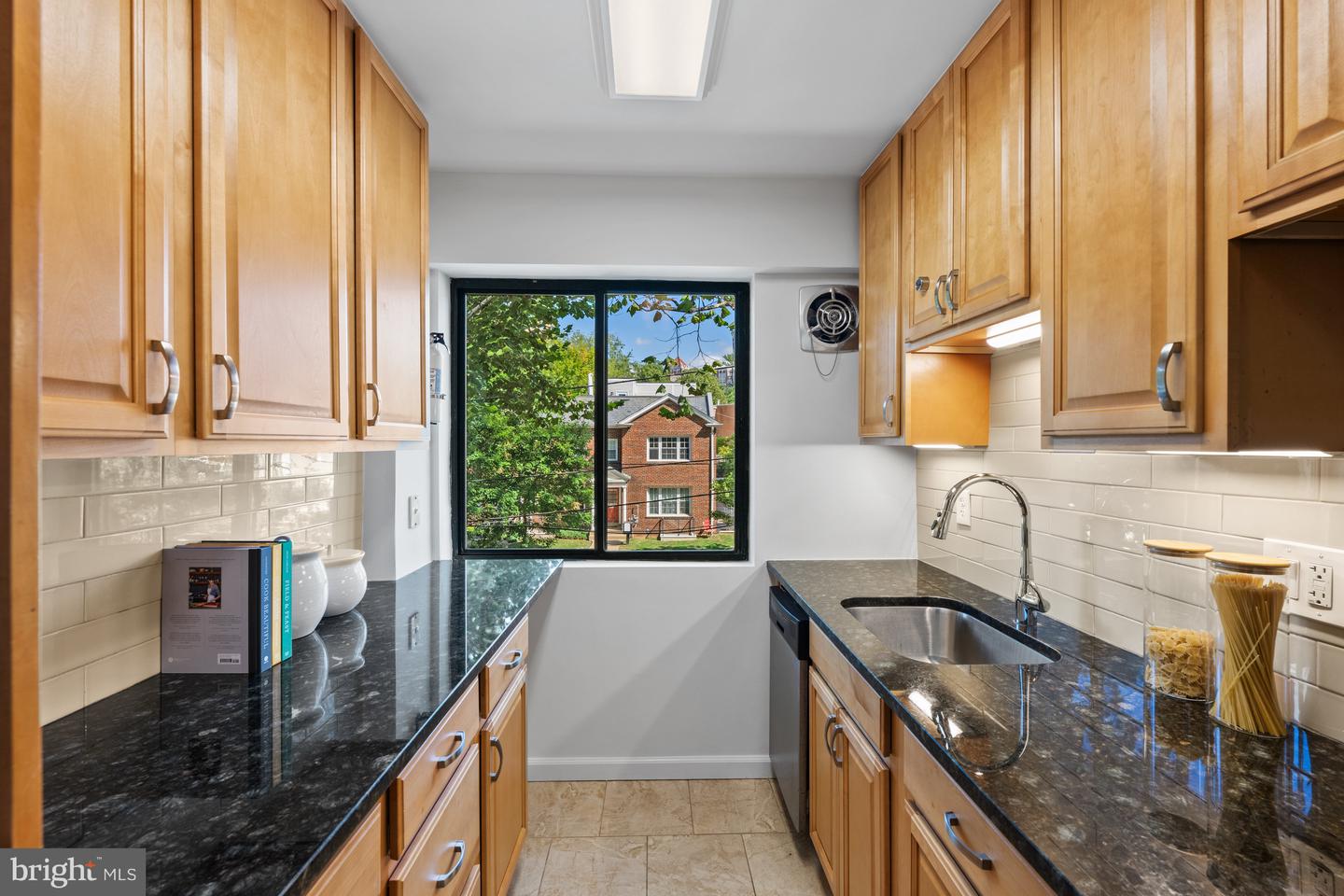 3901 TUNLAW RD NW #606, WASHINGTON, District Of Columbia 20007, 2 Bedrooms Bedrooms, ,1 BathroomBathrooms,Residential,For sale,3901 TUNLAW RD NW #606,DCDC2220264 MLS # DCDC2220264