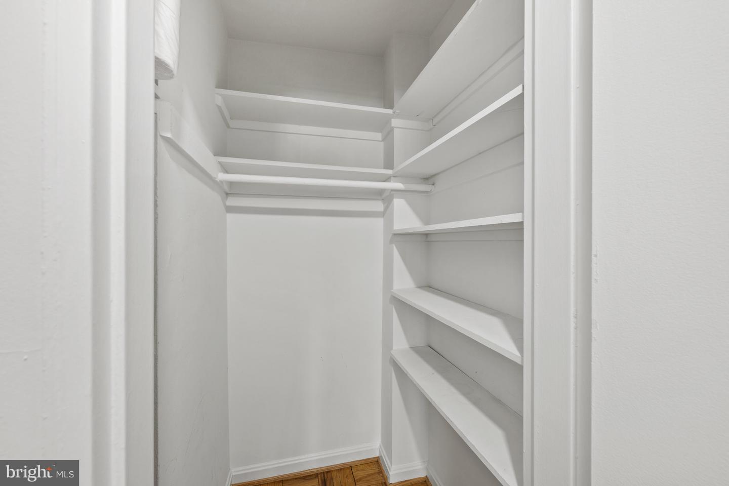 3901 TUNLAW RD NW #606, WASHINGTON, District Of Columbia 20007, 2 Bedrooms Bedrooms, ,1 BathroomBathrooms,Residential,For sale,3901 TUNLAW RD NW #606,DCDC2220264 MLS # DCDC2220264