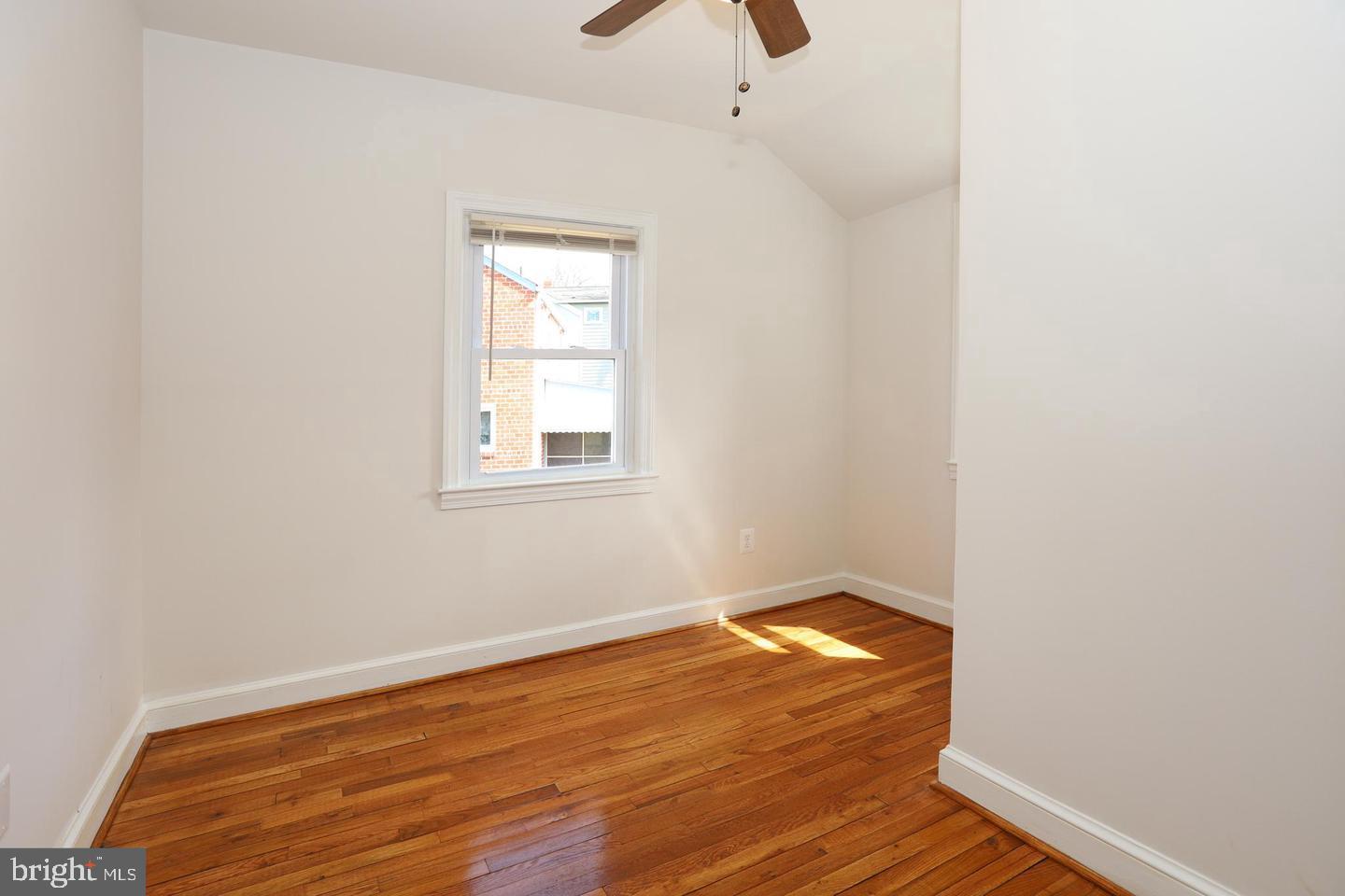 5432 N 23RD ST, ARLINGTON, Virginia 22205, 3 Bedrooms Bedrooms, 7 Rooms Rooms,2 BathroomsBathrooms,Residential,For sale,5432 N 23RD ST,VAAR2063116 MLS # VAAR2063116