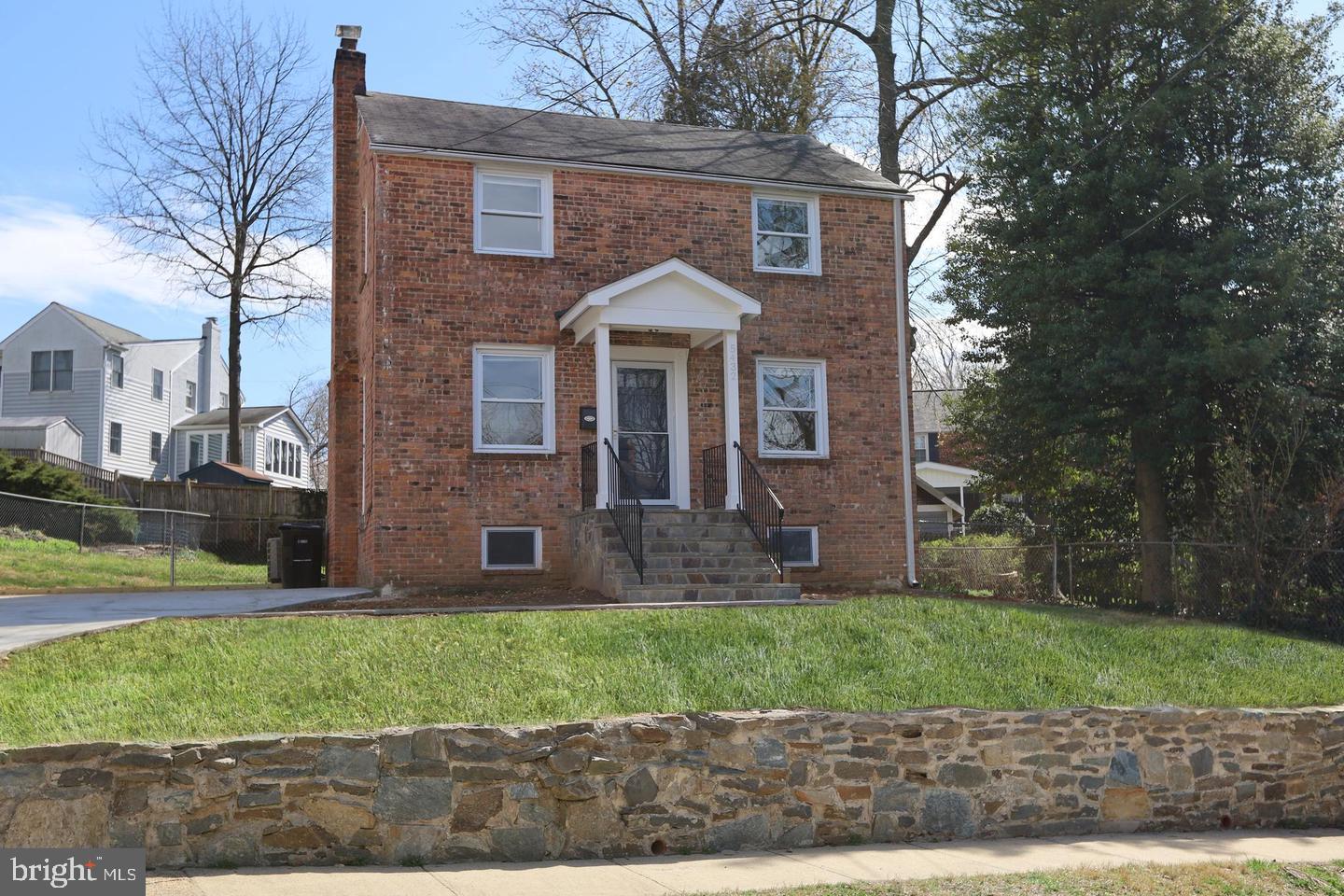 5432 N 23RD ST, ARLINGTON, Virginia 22205, 3 Bedrooms Bedrooms, 7 Rooms Rooms,2 BathroomsBathrooms,Residential,For sale,5432 N 23RD ST,VAAR2063116 MLS # VAAR2063116