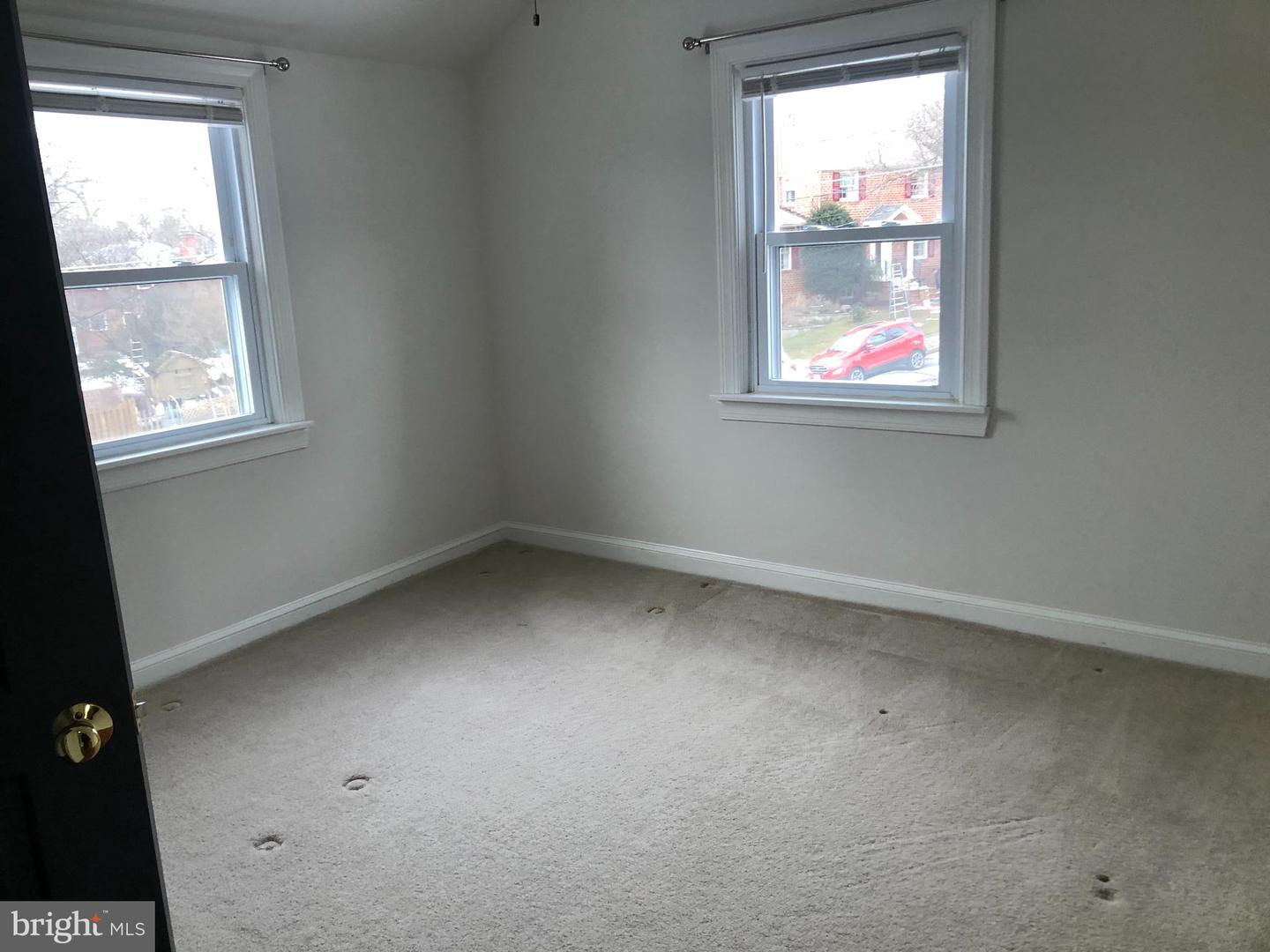 5432 N 23RD ST, ARLINGTON, Virginia 22205, 3 Bedrooms Bedrooms, 7 Rooms Rooms,2 BathroomsBathrooms,Residential,For sale,5432 N 23RD ST,VAAR2063116 MLS # VAAR2063116