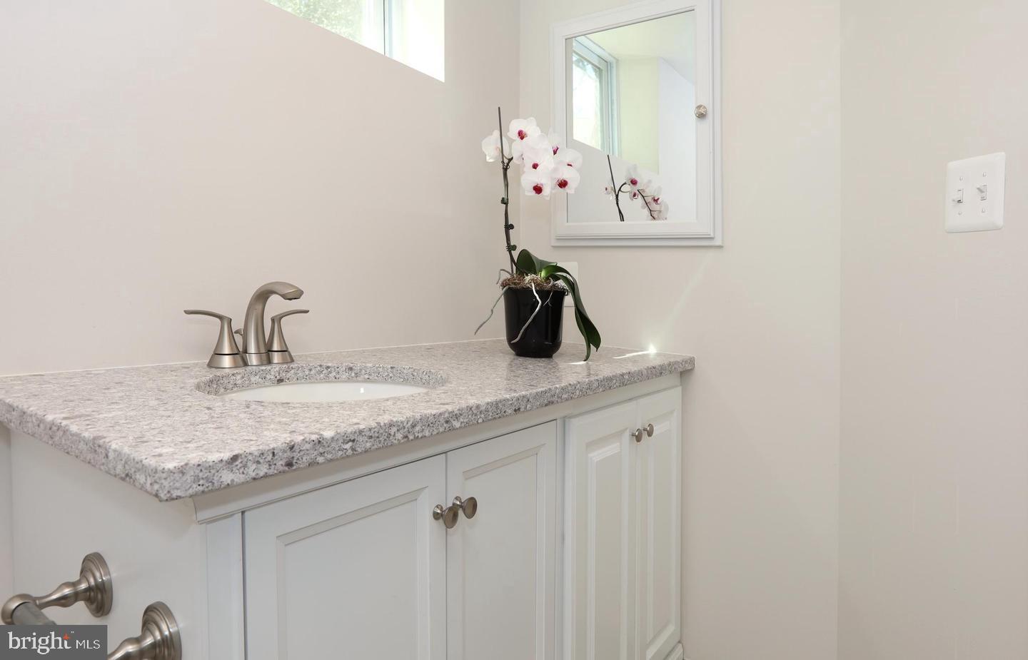 5432 N 23RD ST, ARLINGTON, Virginia 22205, 3 Bedrooms Bedrooms, 7 Rooms Rooms,2 BathroomsBathrooms,Residential,For sale,5432 N 23RD ST,VAAR2063116 MLS # VAAR2063116