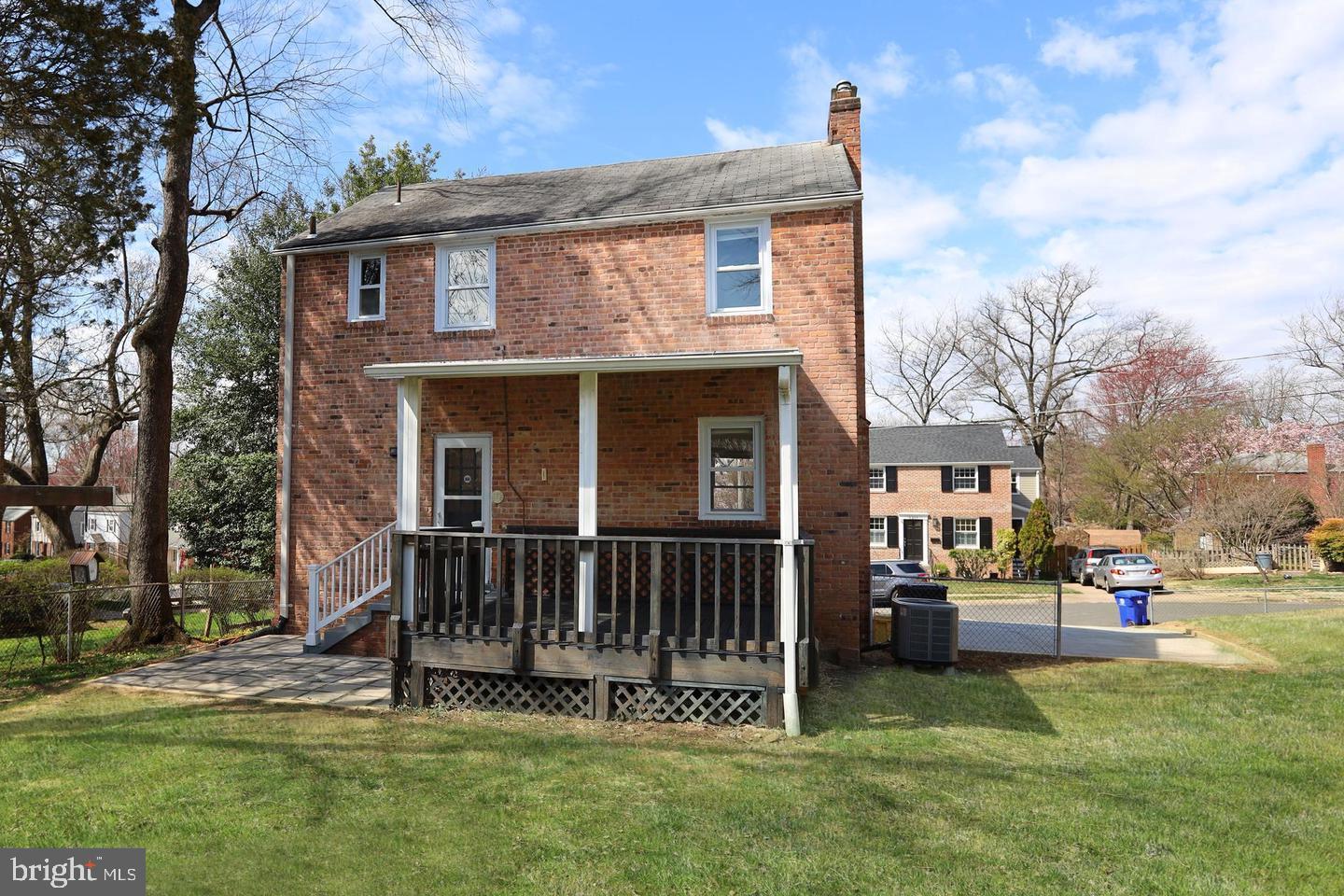 5432 N 23RD ST, ARLINGTON, Virginia 22205, 3 Bedrooms Bedrooms, 7 Rooms Rooms,2 BathroomsBathrooms,Residential,For sale,5432 N 23RD ST,VAAR2063116 MLS # VAAR2063116