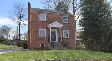 5432 N 23RD ST, ARLINGTON, Virginia 22205, 3 Bedrooms Bedrooms, 7 Rooms Rooms,2 BathroomsBathrooms,Residential,For sale,5432 N 23RD ST,VAAR2063116 MLS # VAAR2063116
