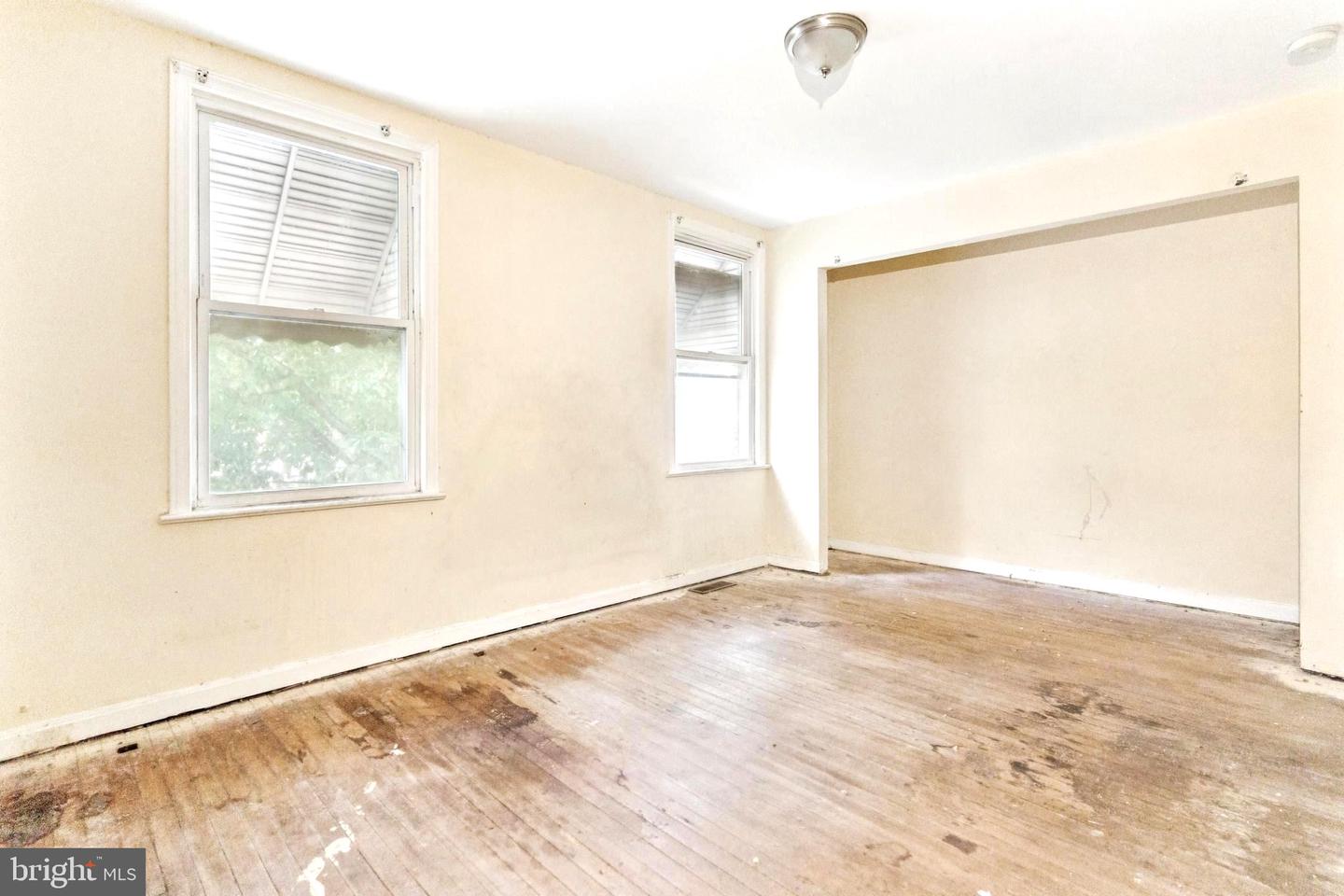 133 LONGFELLOW ST NW, WASHINGTON, District Of Columbia 20011, 3 Bedrooms Bedrooms, ,2 BathroomsBathrooms,Residential,For sale,133 LONGFELLOW ST NW,DCDC2220272 MLS # DCDC2220272