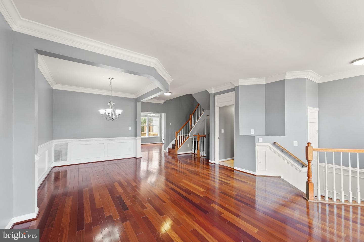21124 ANGELA SQ, STERLING, Virginia 20166, 3 Bedrooms Bedrooms, ,3 BathroomsBathrooms,Residential,For sale,21124 ANGELA SQ,VALO2106128 MLS # VALO2106128
