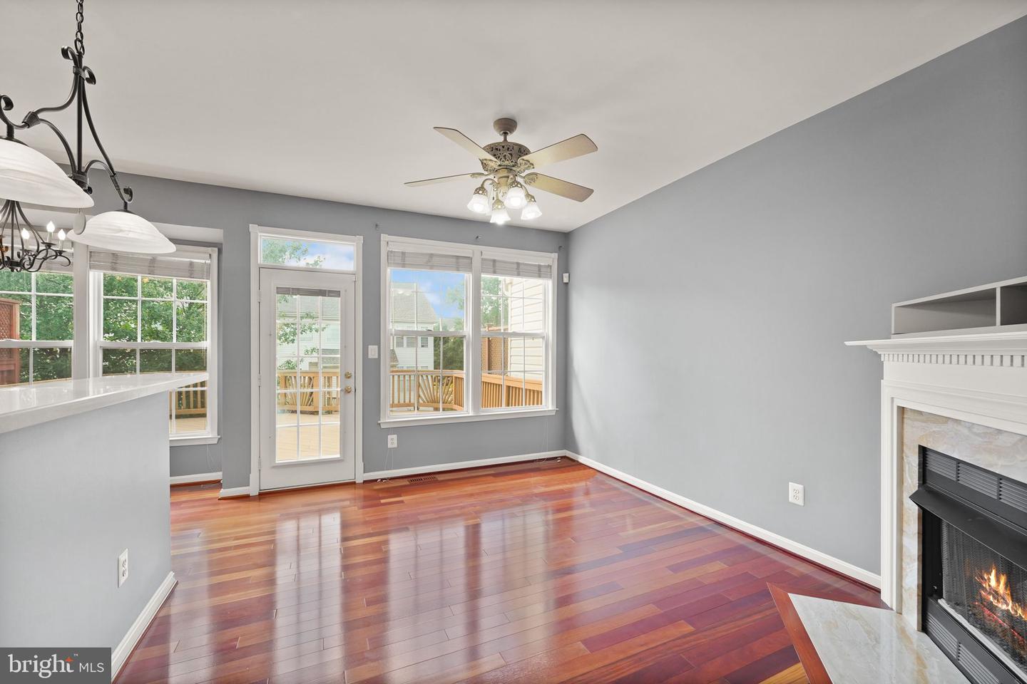 21124 ANGELA SQ, STERLING, Virginia 20166, 3 Bedrooms Bedrooms, ,3 BathroomsBathrooms,Residential,For sale,21124 ANGELA SQ,VALO2106128 MLS # VALO2106128