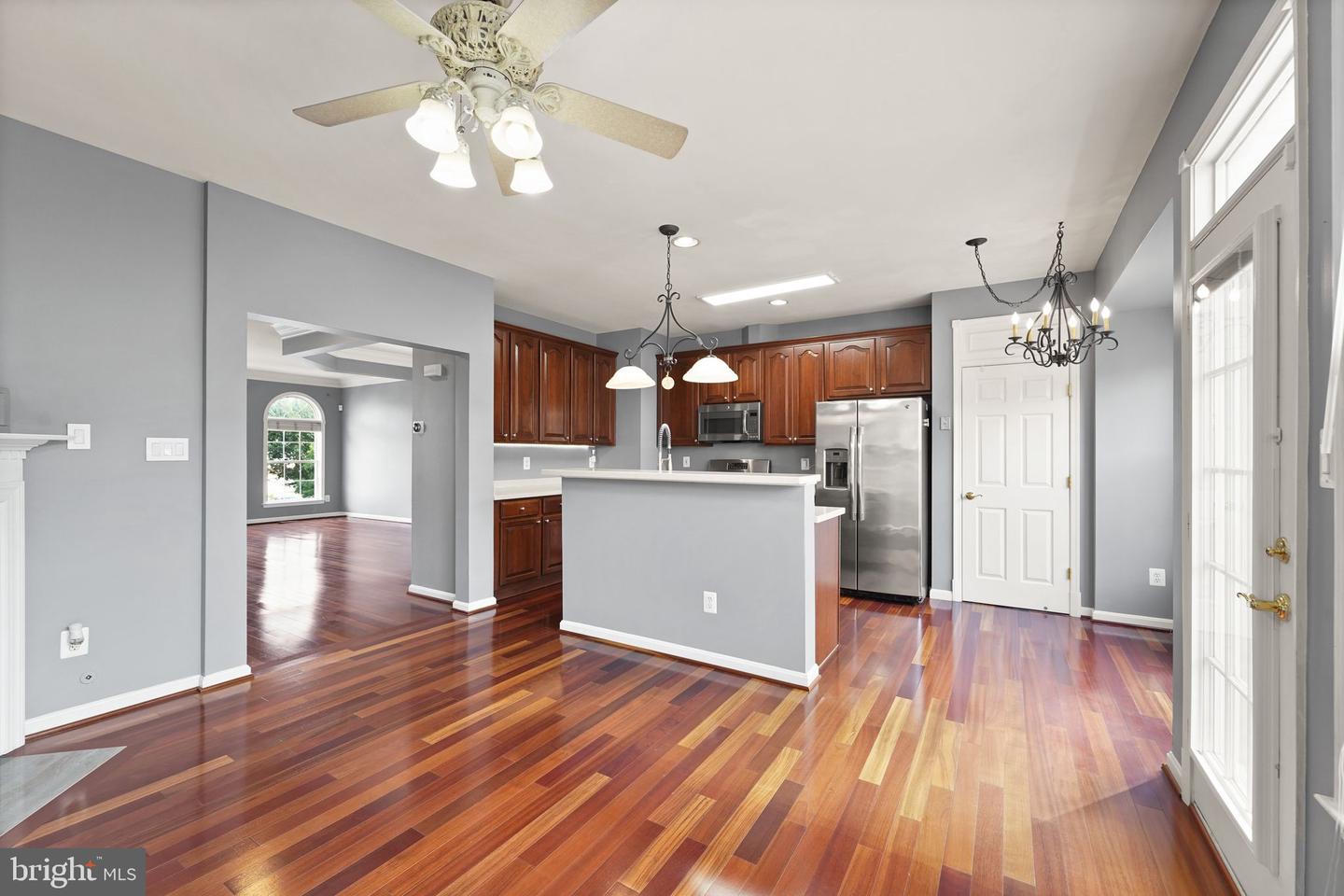 21124 ANGELA SQ, STERLING, Virginia 20166, 3 Bedrooms Bedrooms, ,3 BathroomsBathrooms,Residential,For sale,21124 ANGELA SQ,VALO2106128 MLS # VALO2106128