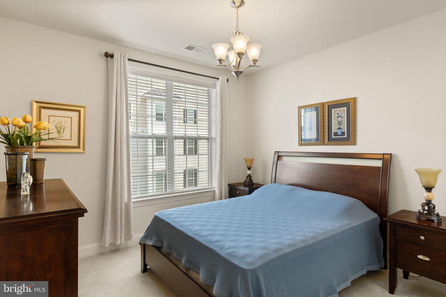 44589 YORK CREST TER #300, ASHBURN, Virginia 20147, 3 Bedrooms Bedrooms, ,2 BathroomsBathrooms,Residential,For sale,44589 YORK CREST TER #300,VALO2106136 MLS # VALO2106136
