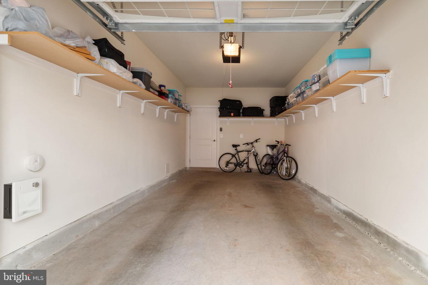 44589 YORK CREST TER #300, ASHBURN, Virginia 20147, 3 Bedrooms Bedrooms, ,2 BathroomsBathrooms,Residential,For sale,44589 YORK CREST TER #300,VALO2106136 MLS # VALO2106136