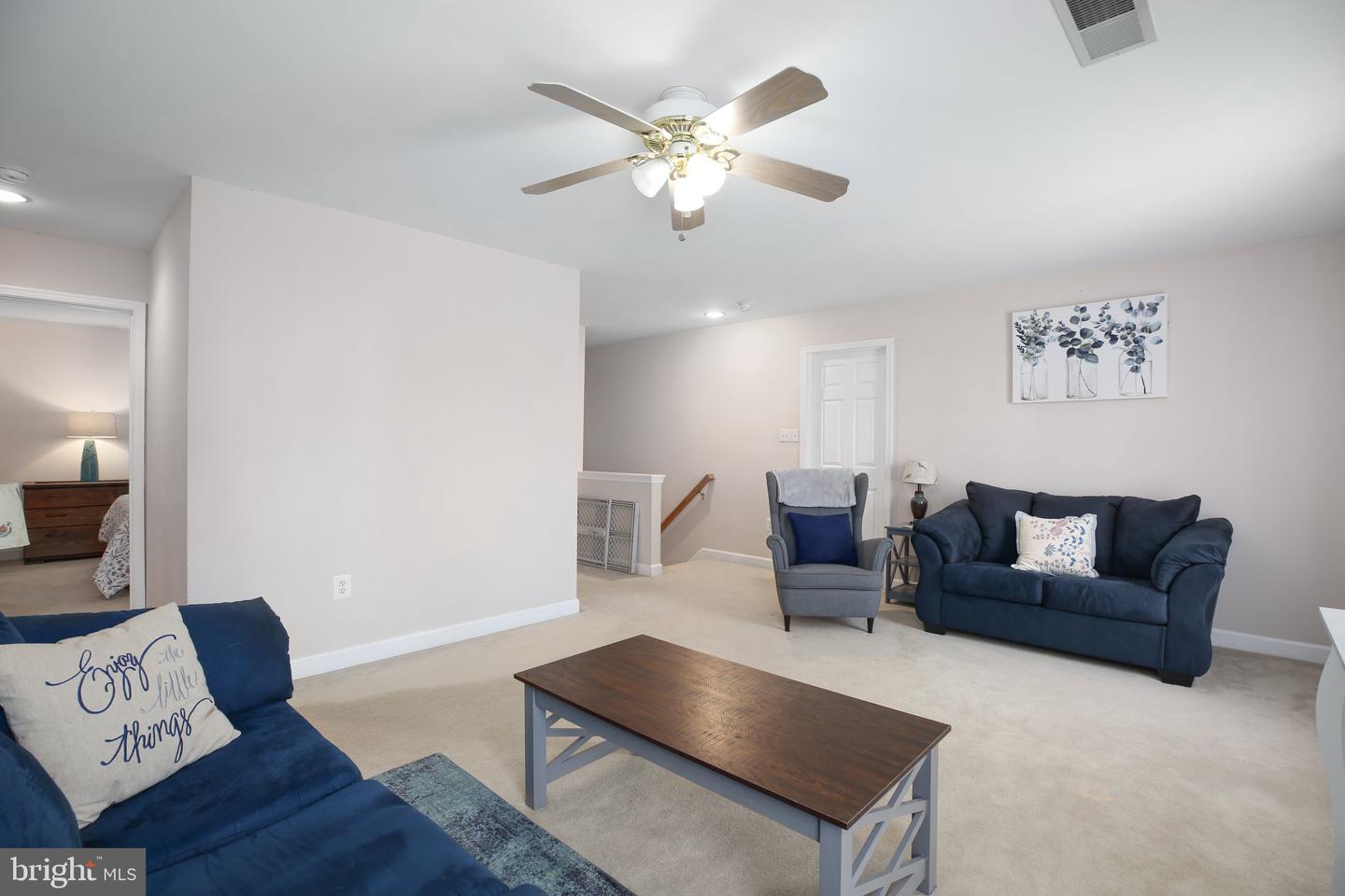 4 GRANITE CT, FREDERICKSBURG, Virginia 22406, 4 Bedrooms Bedrooms, ,2 BathroomsBathrooms,Residential,For sale,4 GRANITE CT,VAST2042398 MLS # VAST2042398