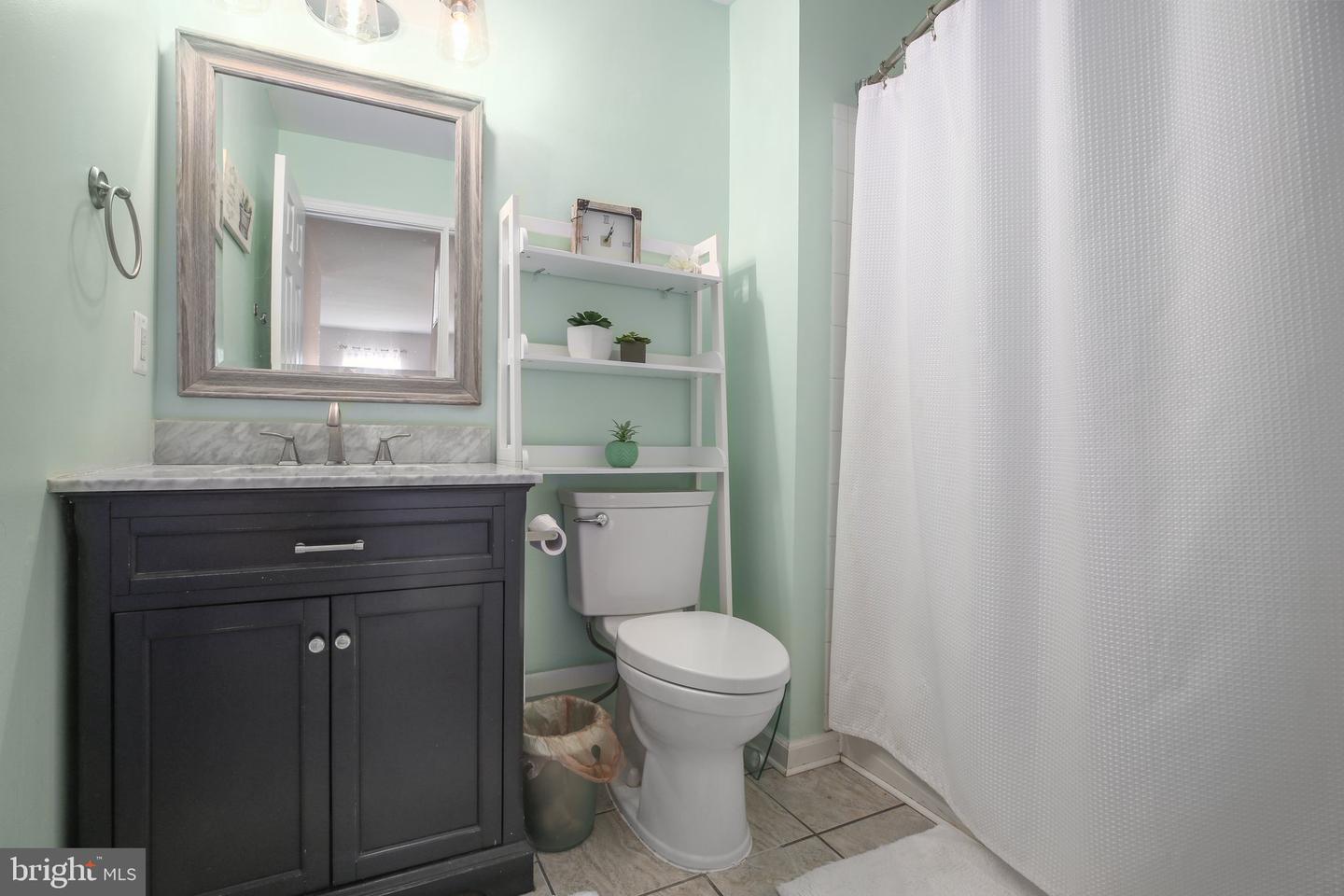 4 GRANITE CT, FREDERICKSBURG, Virginia 22406, 4 Bedrooms Bedrooms, ,2 BathroomsBathrooms,Residential,For sale,4 GRANITE CT,VAST2042398 MLS # VAST2042398