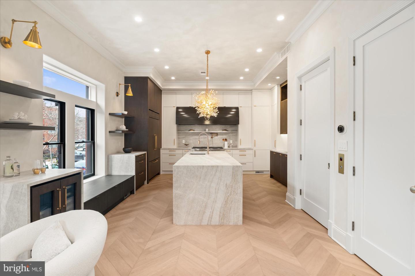 1115 RHODE ISLAND AVE NW, WASHINGTON, District Of Columbia 20005, 5 Bedrooms Bedrooms, ,4 BathroomsBathrooms,Residential,For sale,1115 RHODE ISLAND AVE NW,DCDC2220284 MLS # DCDC2220284