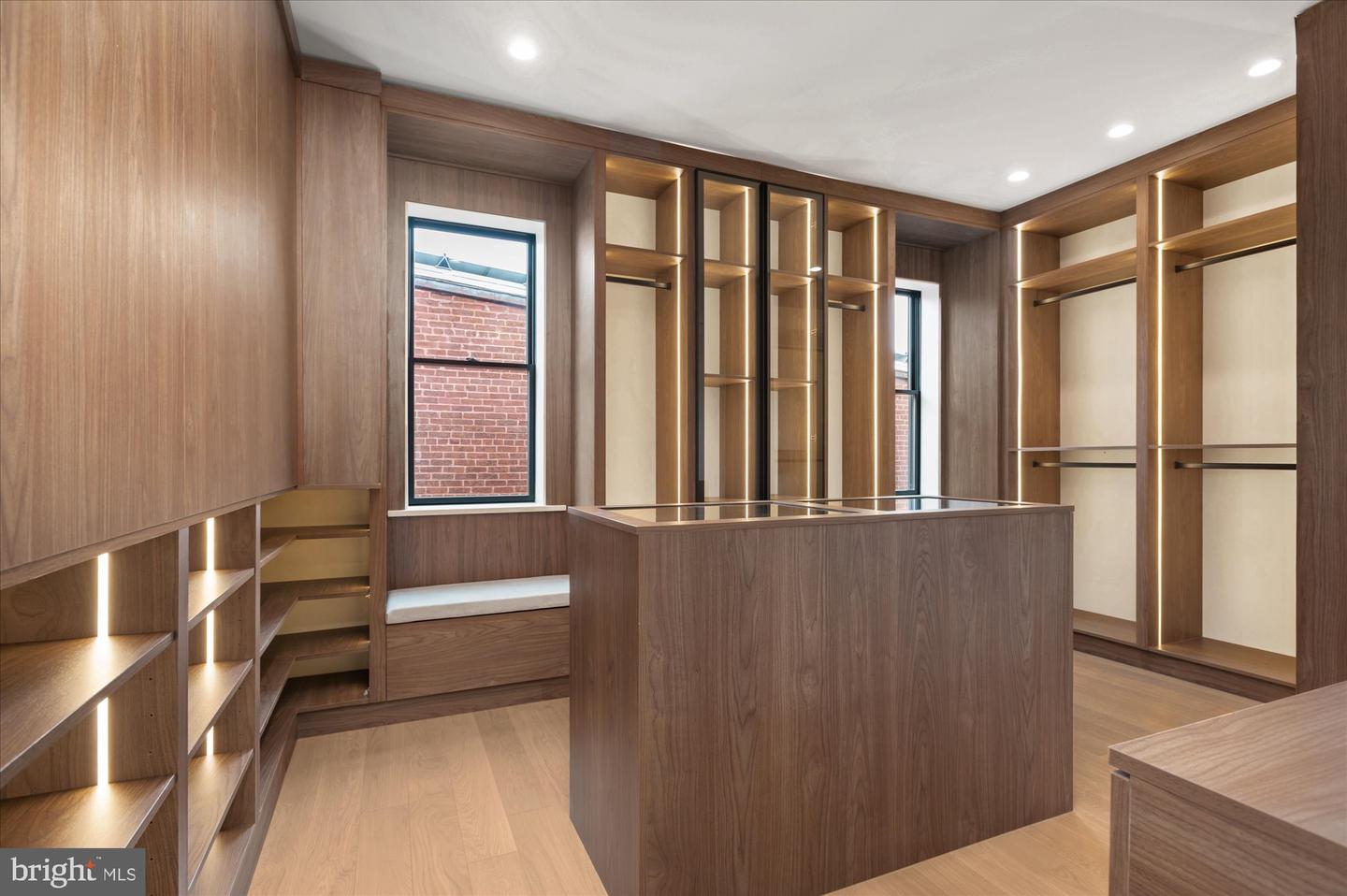 1115 RHODE ISLAND AVE NW, WASHINGTON, District Of Columbia 20005, 5 Bedrooms Bedrooms, ,4 BathroomsBathrooms,Residential,For sale,1115 RHODE ISLAND AVE NW,DCDC2220284 MLS # DCDC2220284