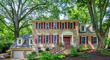2014 MASON HILL DR, ALEXANDRIA, Virginia 22307, 5 Bedrooms Bedrooms, ,4 BathroomsBathrooms,Residential,For sale,2014 MASON HILL DR,VAFX2264916 MLS # VAFX2264916