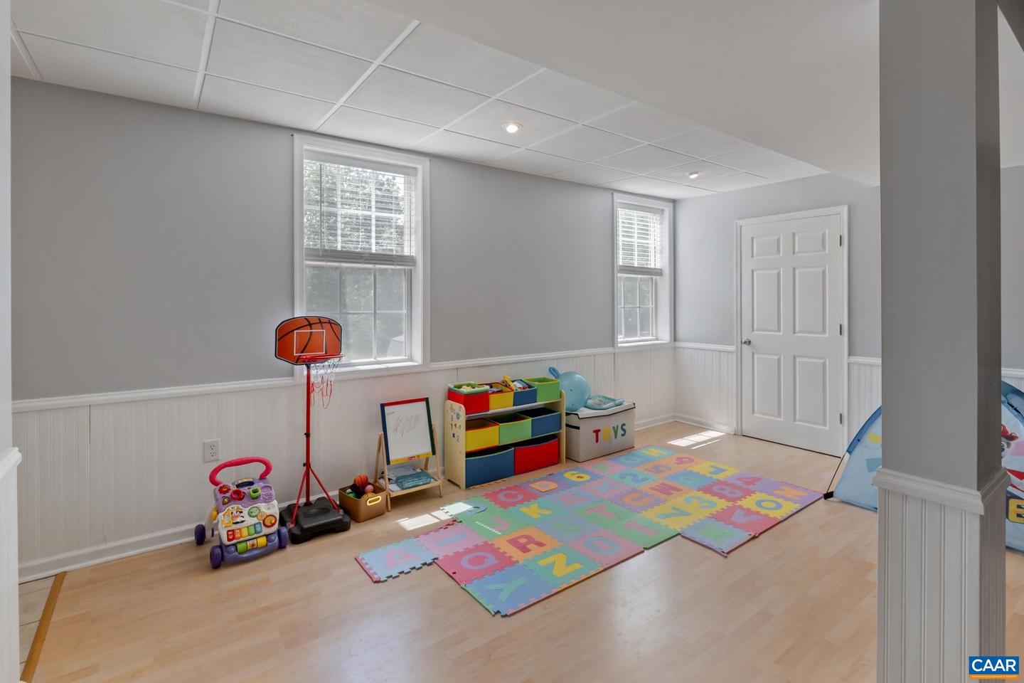 22 SINGING PINES LN, STAUNTON, Virginia 24401, 3 Bedrooms Bedrooms, ,2 BathroomsBathrooms,Residential,For sale,22 SINGING PINES LN,668581 MLS # 668581
