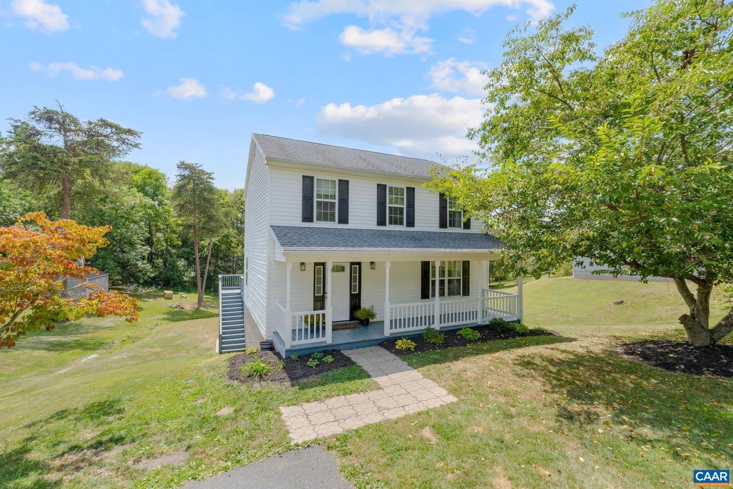 22 SINGING PINES LN, STAUNTON, Virginia 24401, 3 Bedrooms Bedrooms, ,2 BathroomsBathrooms,Residential,For sale,22 SINGING PINES LN,668581 MLS # 668581