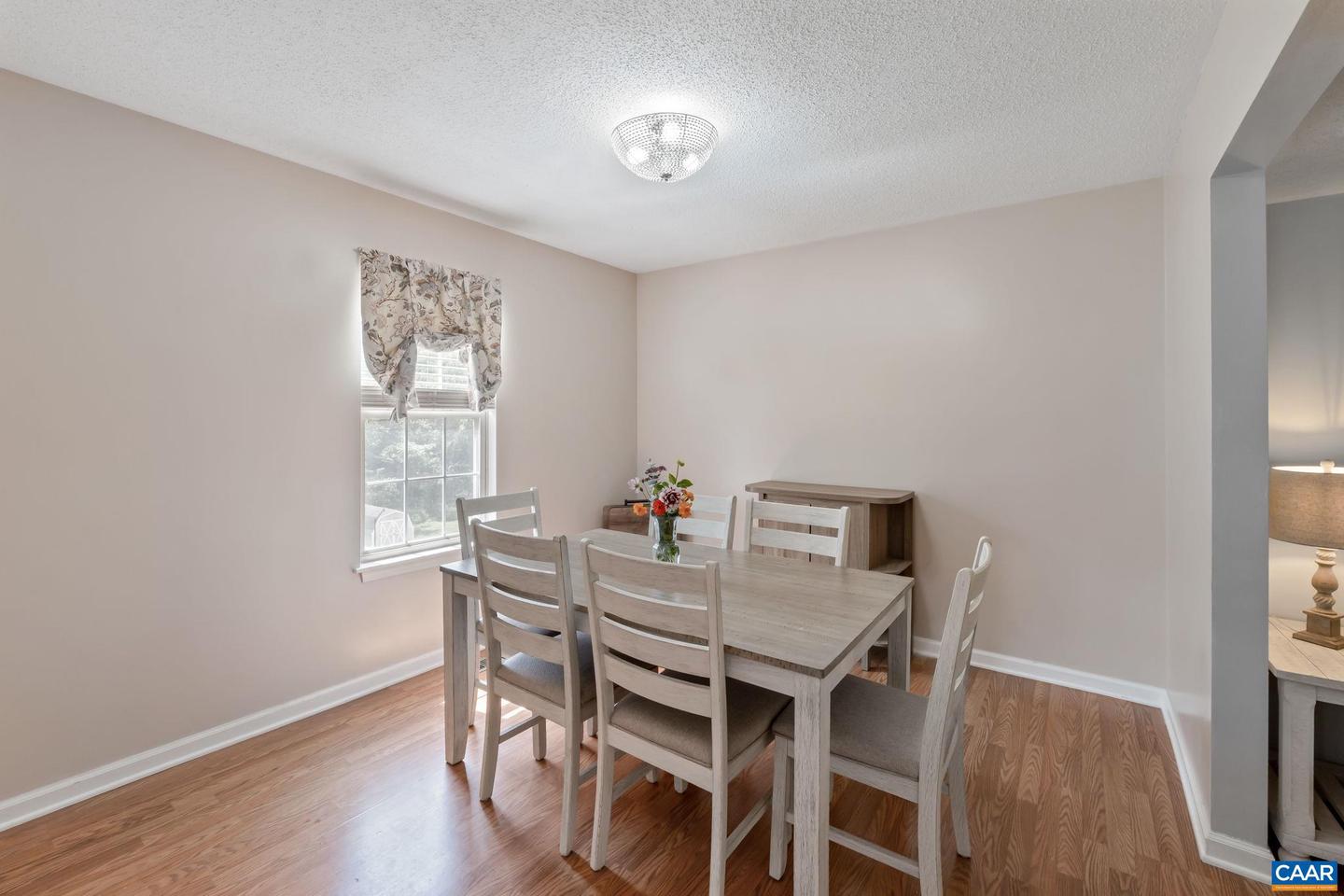 22 SINGING PINES LN, STAUNTON, Virginia 24401, 3 Bedrooms Bedrooms, ,2 BathroomsBathrooms,Residential,For sale,22 SINGING PINES LN,668581 MLS # 668581
