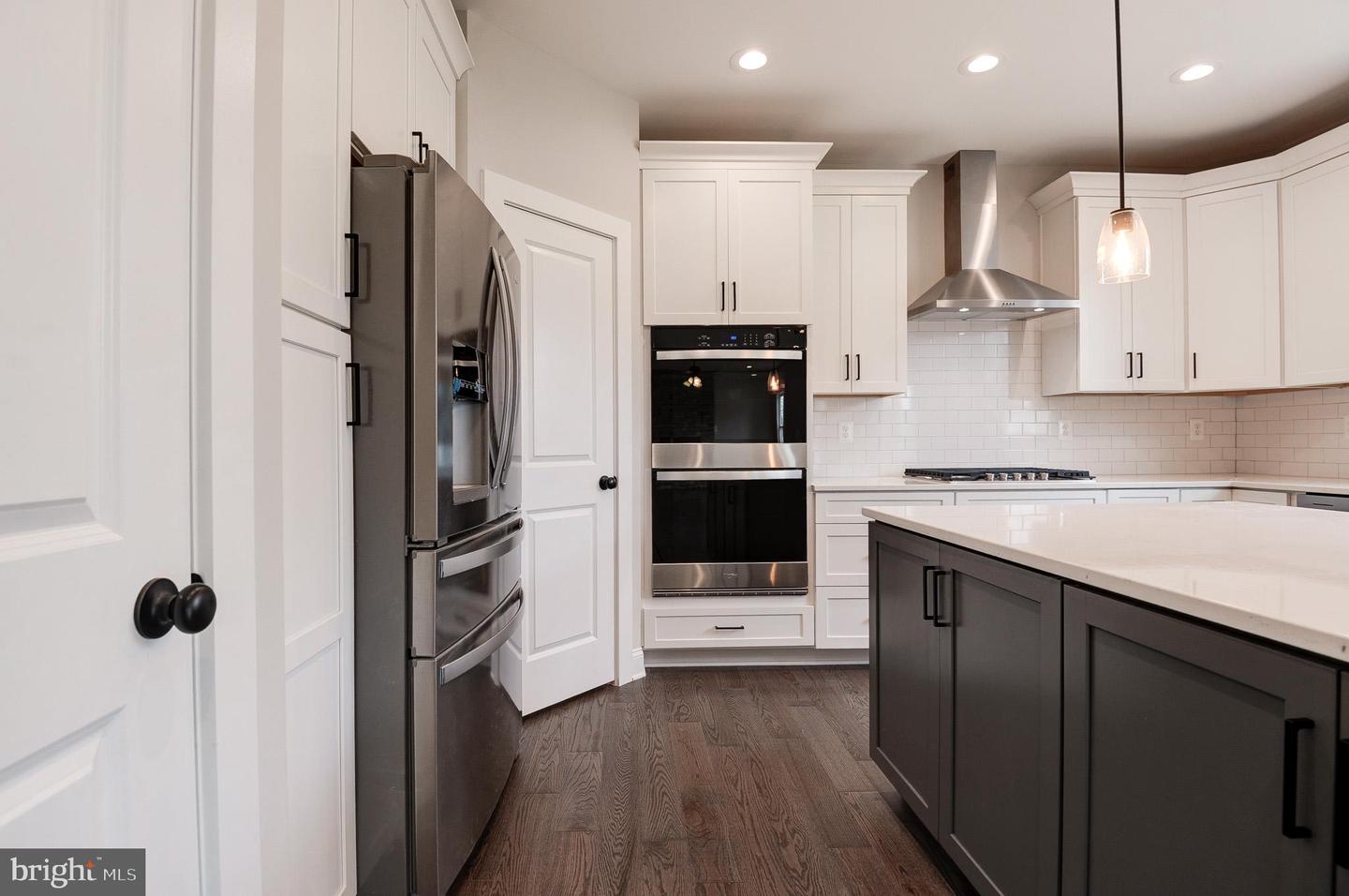 40 N BERLIN PIKE, LOVETTSVILLE, Virginia 20180, 4 Bedrooms Bedrooms, ,3 BathroomsBathrooms,Residential,For sale,40 N BERLIN PIKE,VALO2060454 MLS # VALO2060454
