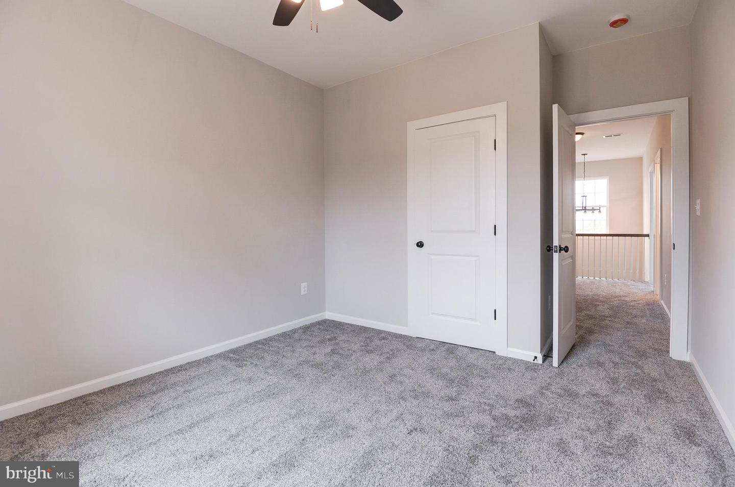 40 N BERLIN PIKE, LOVETTSVILLE, Virginia 20180, 4 Bedrooms Bedrooms, ,3 BathroomsBathrooms,Residential,For sale,40 N BERLIN PIKE,VALO2060454 MLS # VALO2060454