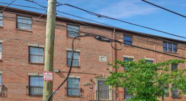 2139 YOUNG ST SE #101, WASHINGTON, District Of Columbia 20020, 2 Bedrooms Bedrooms, ,1 BathroomBathrooms,Residential,For sale,2139 YOUNG ST SE #101,DCDC2162576 MLS # DCDC2162576