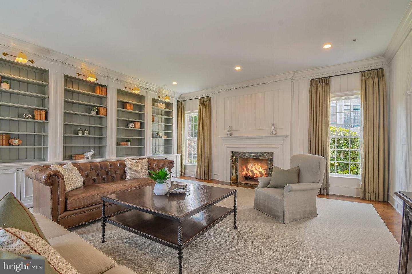 1935 FOXVIEW CIR NW, WASHINGTON, District Of Columbia 20007, 7 Bedrooms Bedrooms, ,5 BathroomsBathrooms,Residential,For sale,1935 FOXVIEW CIR NW,DCDC2191594 MLS # DCDC2191594