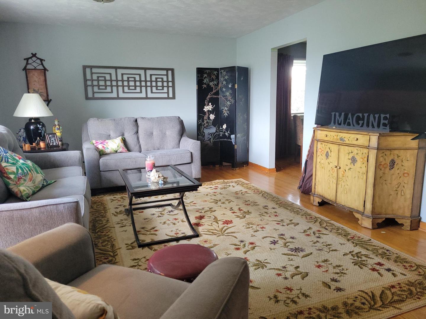 1321 WOODSIDE AVE, FRONT ROYAL, Virginia 22630, 3 Bedrooms Bedrooms, 7 Rooms Rooms,2 BathroomsBathrooms,Residential,For sale,1321 WOODSIDE AVE,VAWR2010696 MLS # VAWR2010696