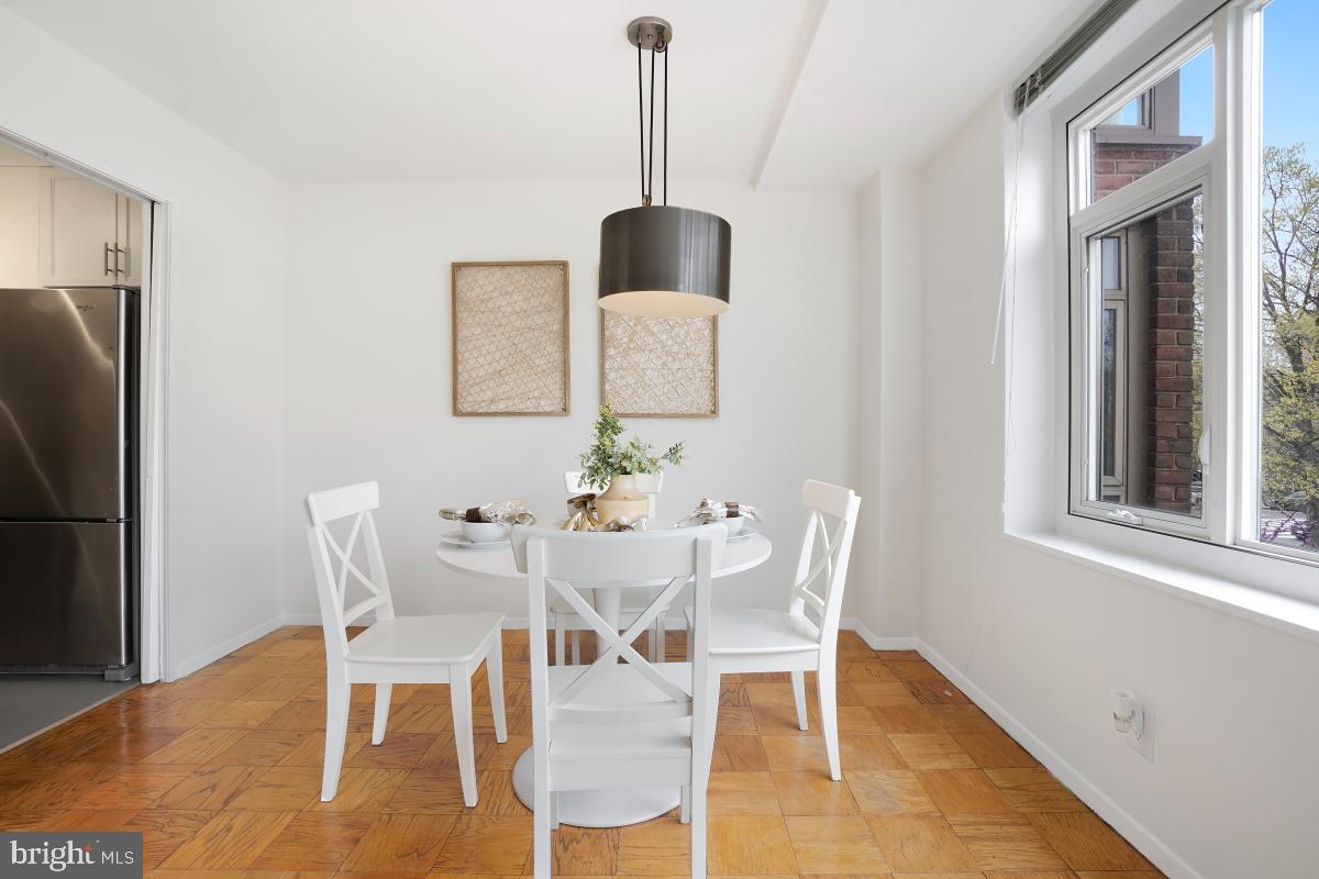 1545 18TH ST NW #303, WASHINGTON, District Of Columbia 20036, 1 Bedroom Bedrooms, ,1 BathroomBathrooms,Residential,For sale,1545 18TH ST NW #303,DCDC2193844 MLS # DCDC2193844