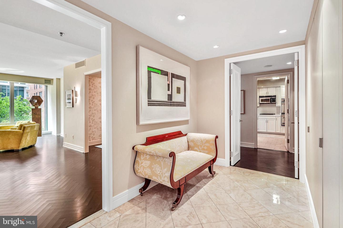 1111 23RD ST NW #4F, WASHINGTON, District Of Columbia 20037, 2 Bedrooms Bedrooms, ,2 BathroomsBathrooms,Residential,For sale,1111 23RD ST NW #4F,DCDC2204732 MLS # DCDC2204732