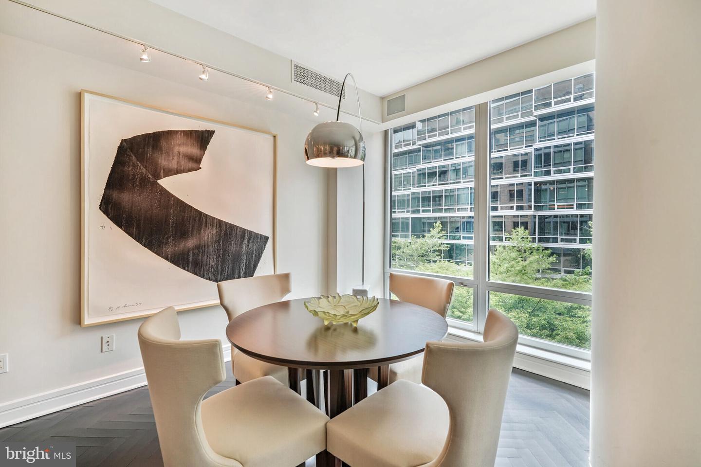 1111 23RD ST NW #4F, WASHINGTON, District Of Columbia 20037, 2 Bedrooms Bedrooms, ,2 BathroomsBathrooms,Residential,For sale,1111 23RD ST NW #4F,DCDC2204732 MLS # DCDC2204732