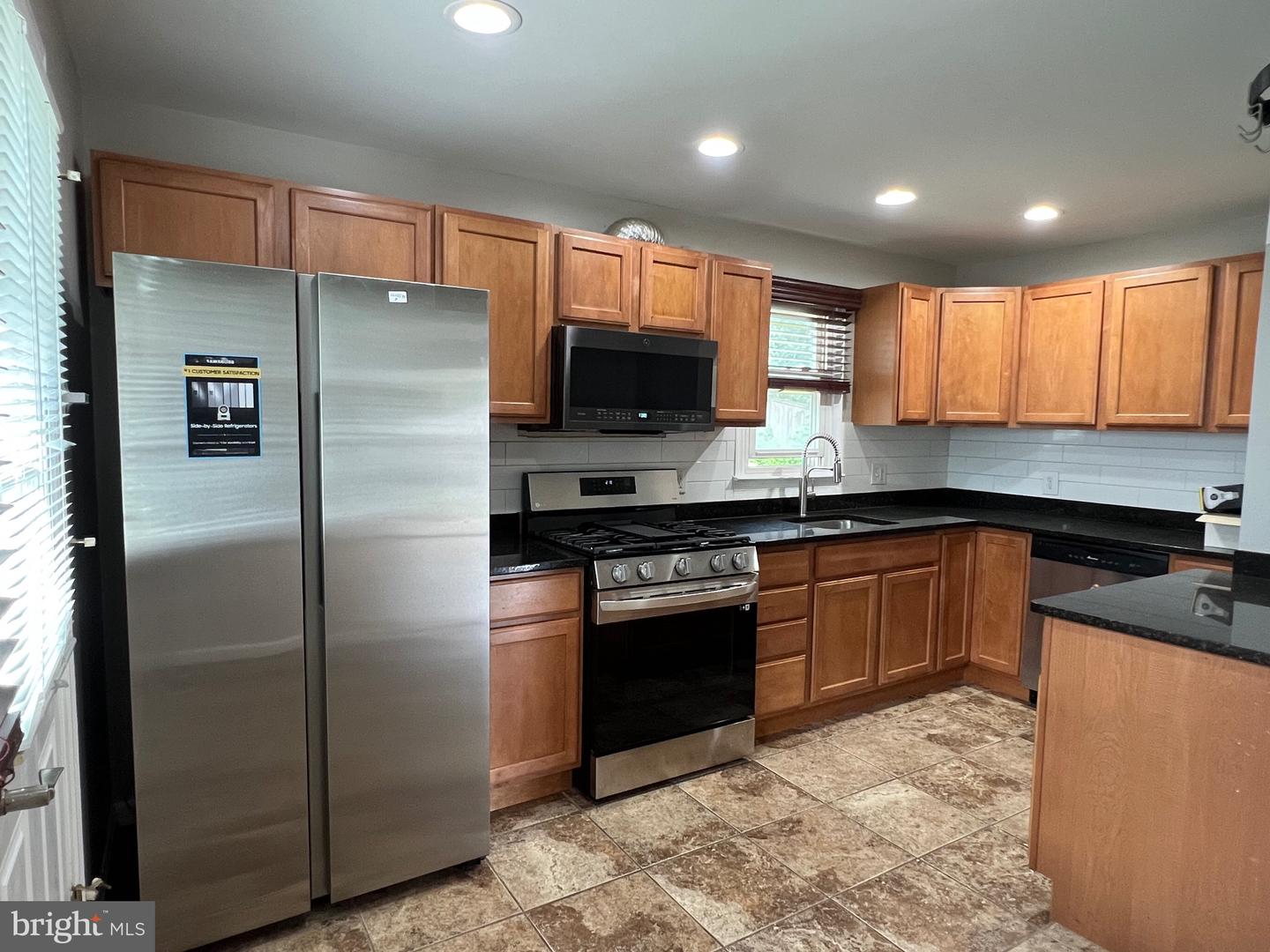 2408 FAIRHAVEN AVE, ALEXANDRIA, Virginia 22303, 6 Bedrooms Bedrooms, ,3 BathroomsBathrooms,Residential,For sale,2408 FAIRHAVEN AVE,VAFX2247944 MLS # VAFX2247944