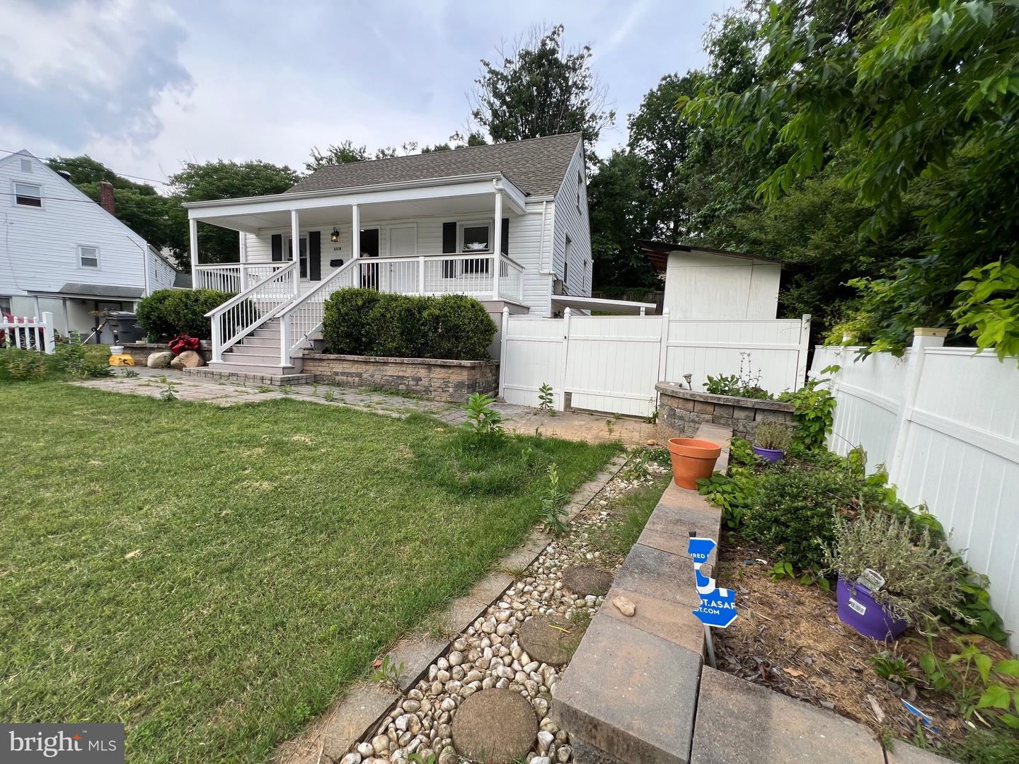 2408 FAIRHAVEN AVE, ALEXANDRIA, Virginia 22303, 6 Bedrooms Bedrooms, ,3 BathroomsBathrooms,Residential,For sale,2408 FAIRHAVEN AVE,VAFX2247944 MLS # VAFX2247944
